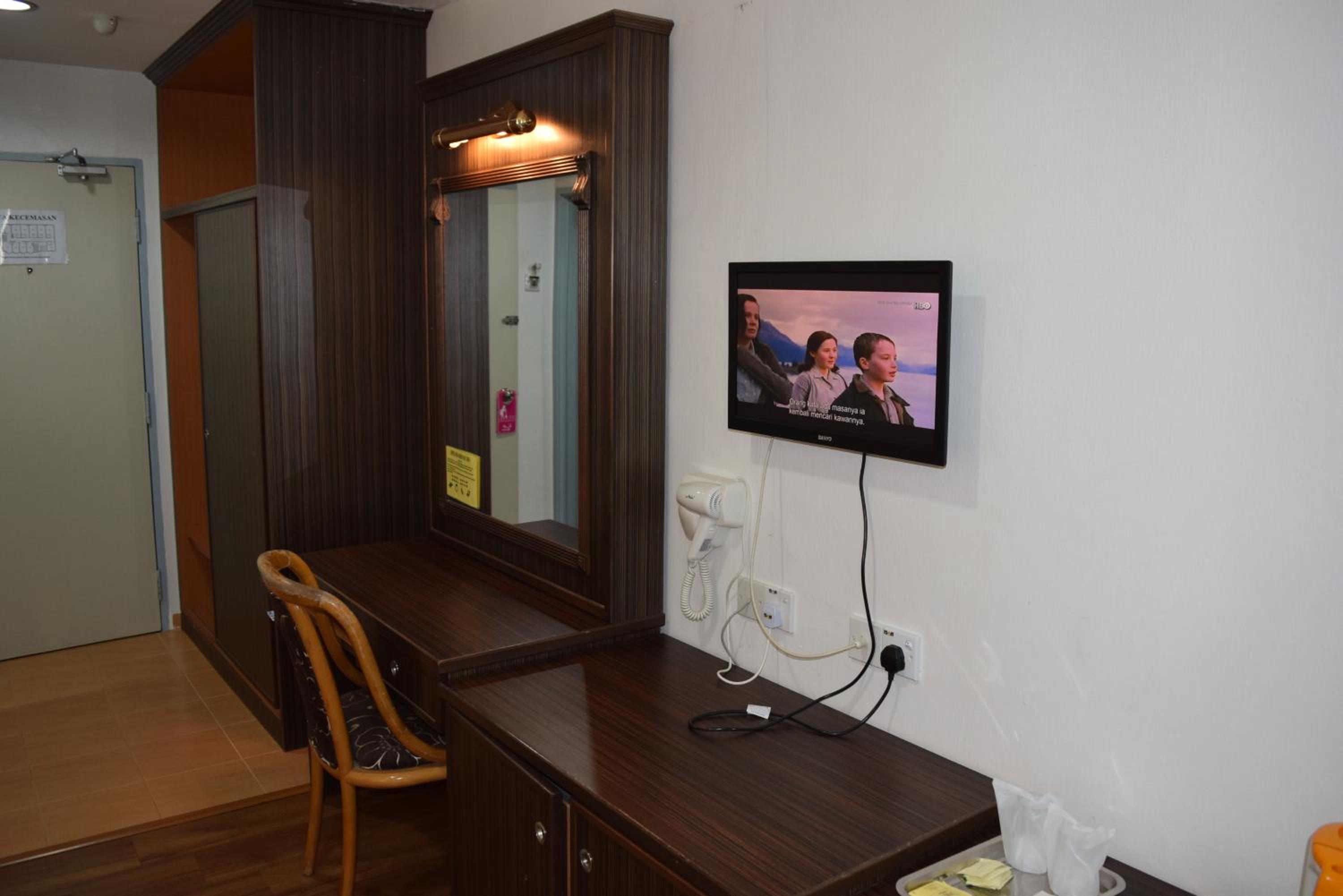 Deluxe Twin Room - Photo 4