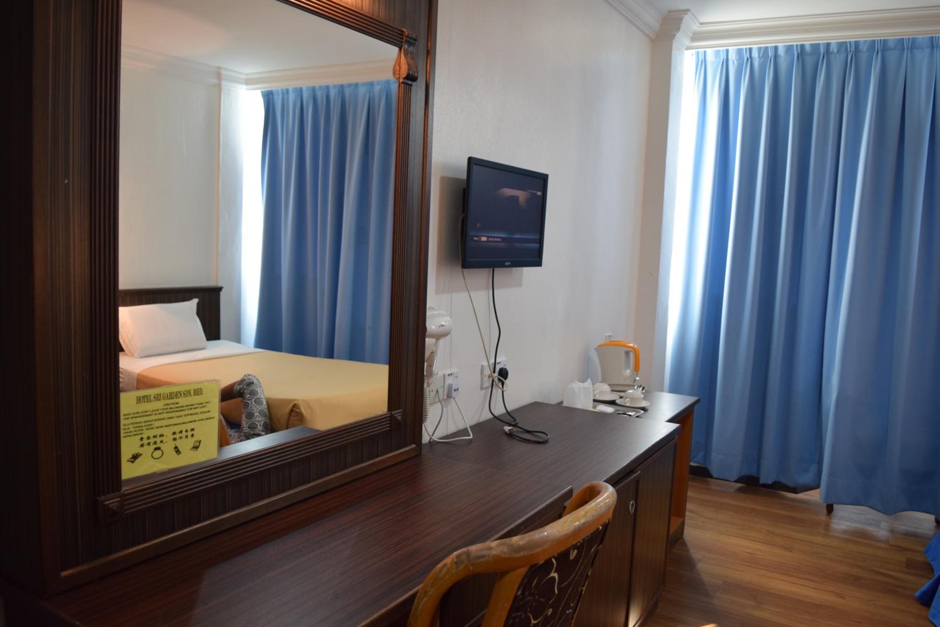 Deluxe Twin Room - Photo 5