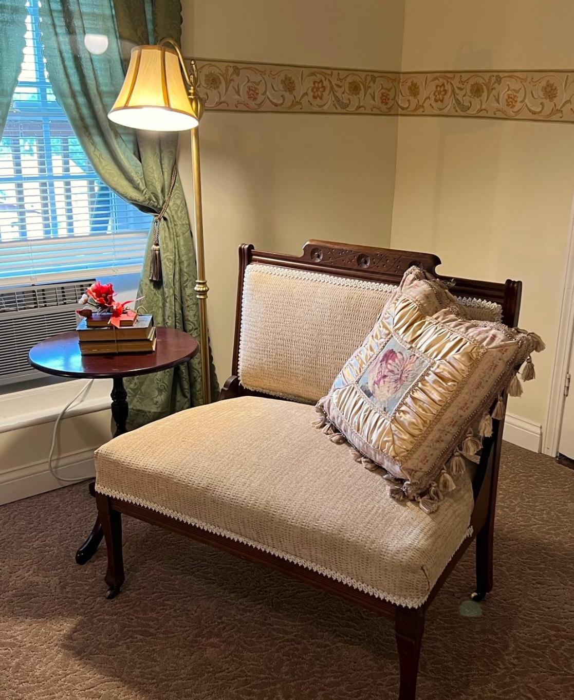 Deluxe King Room photo 3