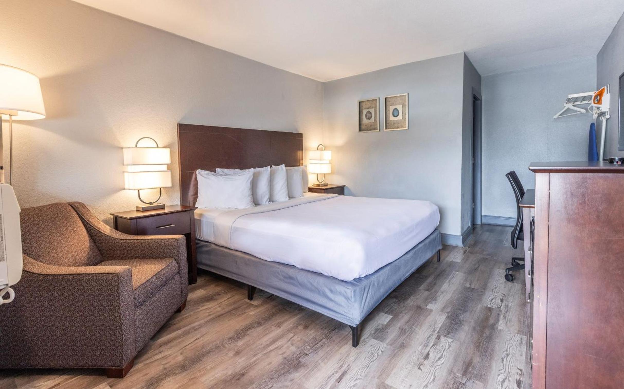 King Room - Photo 1