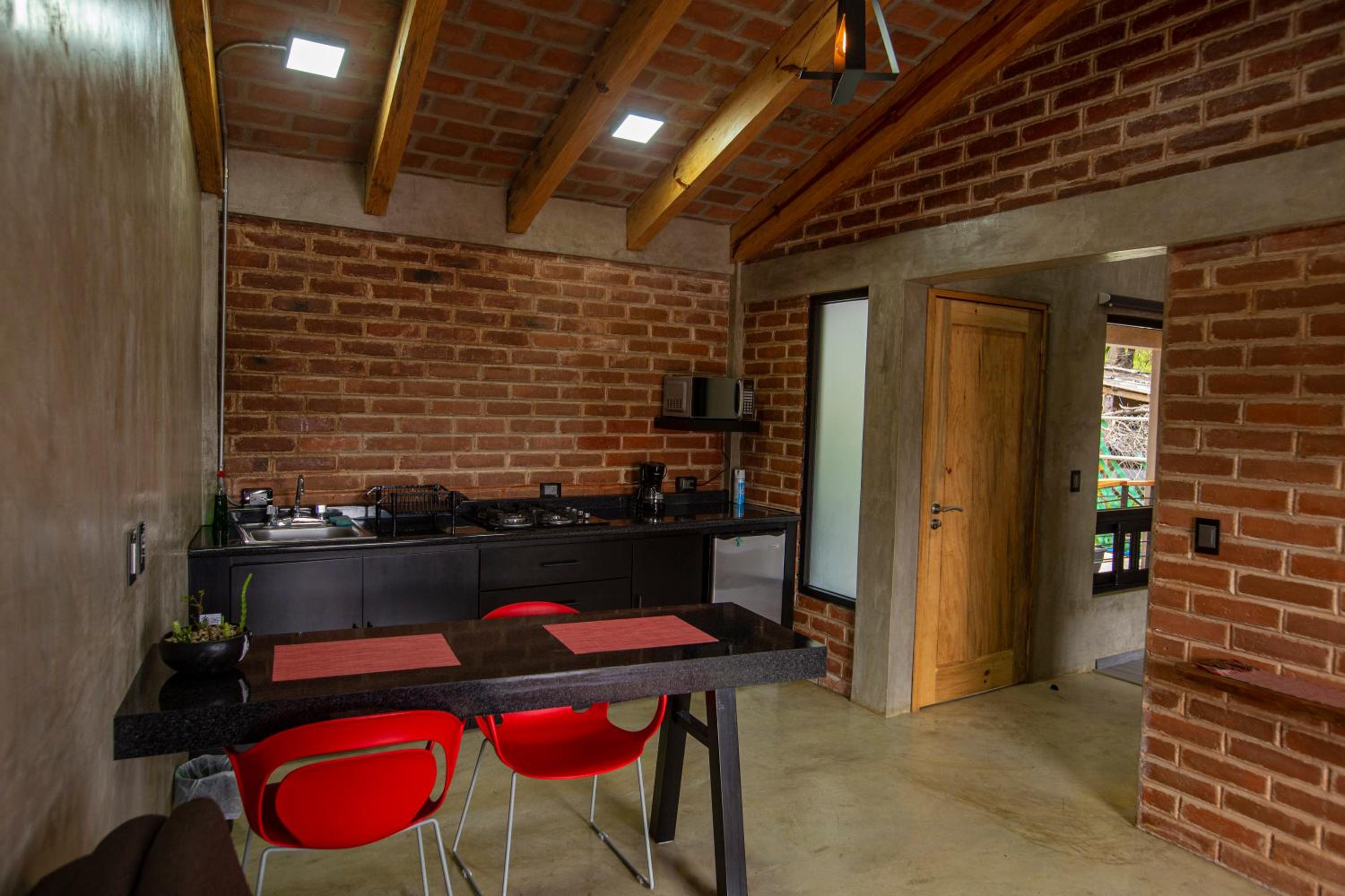 Apartment with Balcony - Photo 10