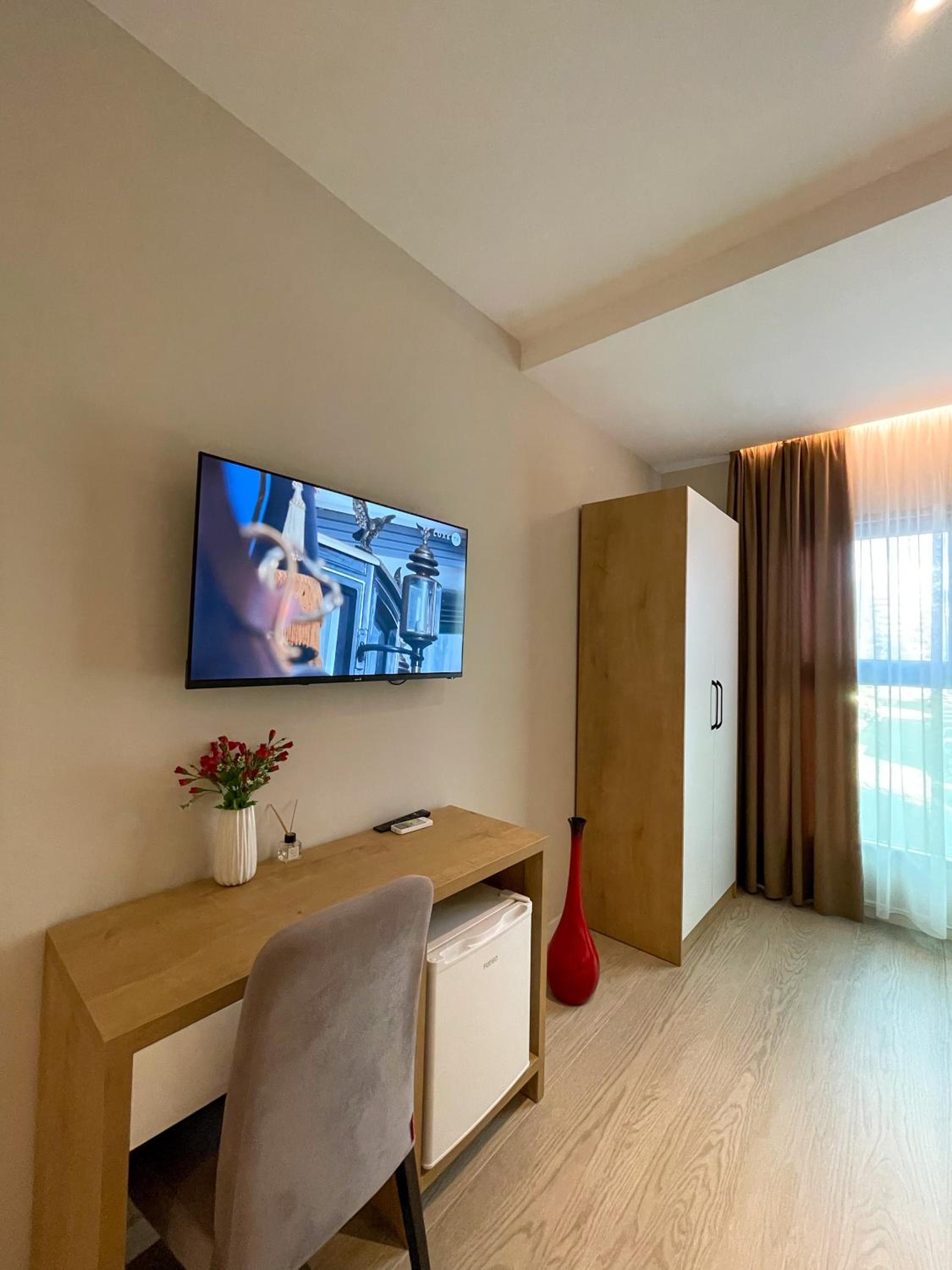 Triple Room with View