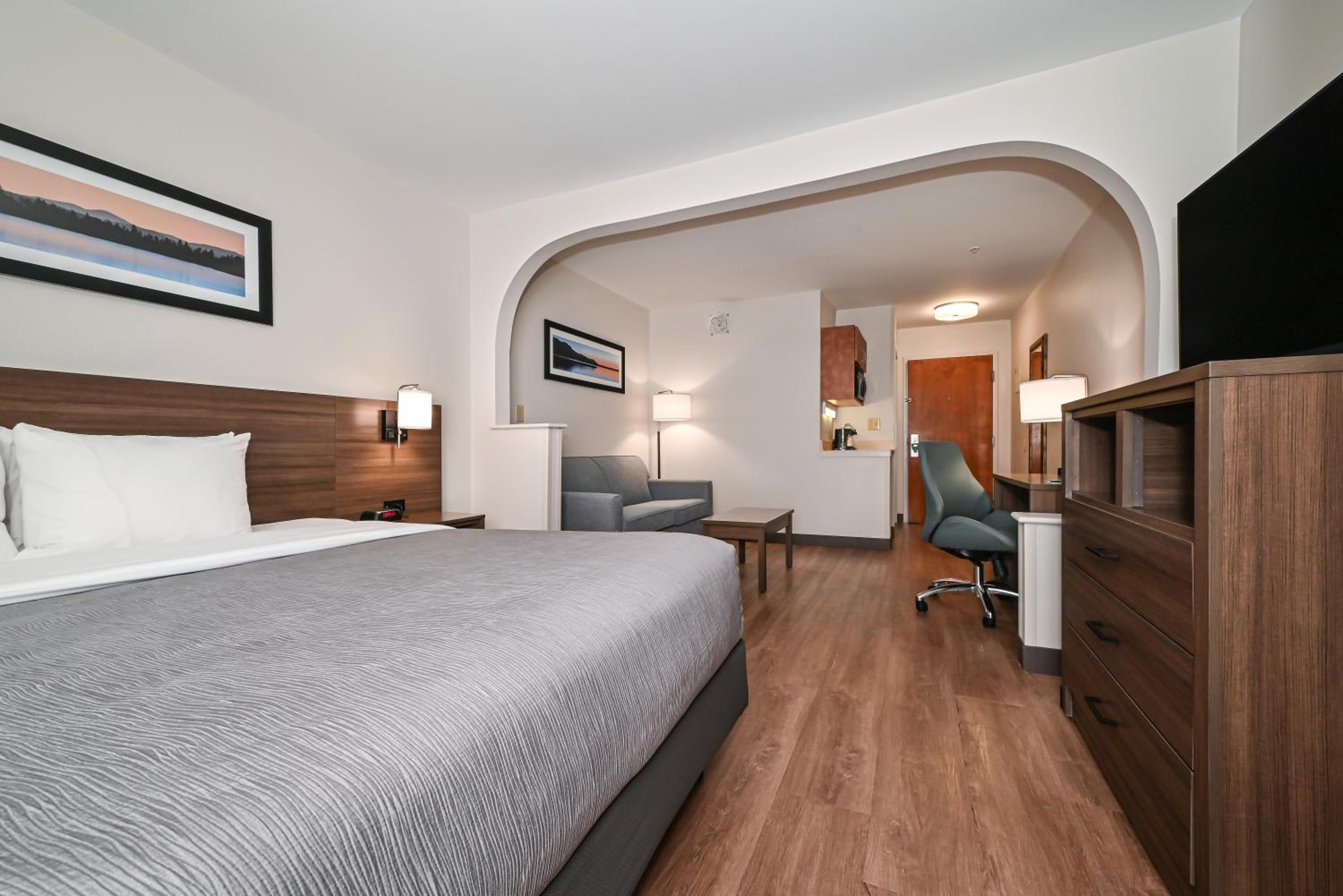 King Suite - Photo 5