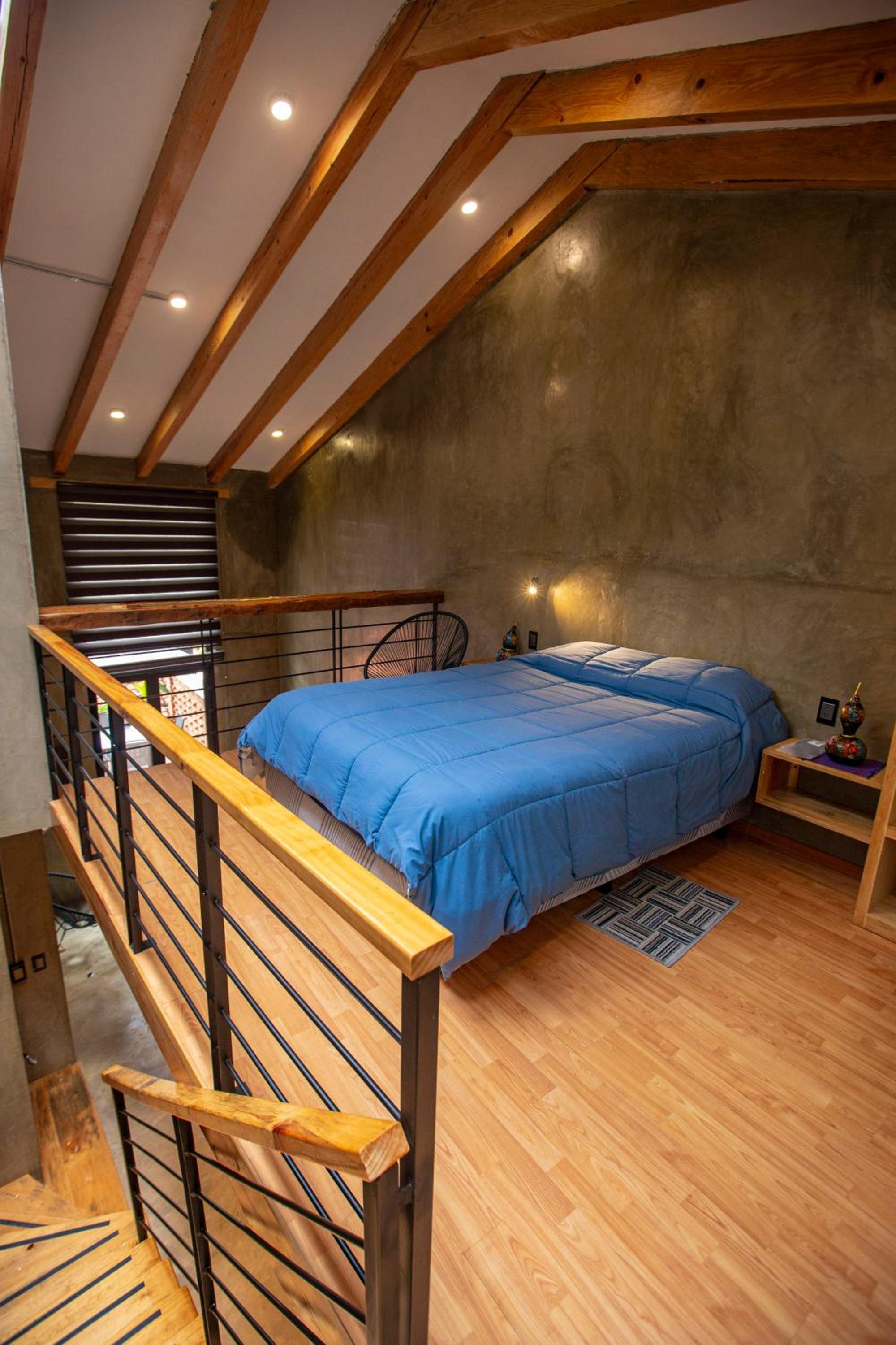 Apartment with Terrace - Photo 22