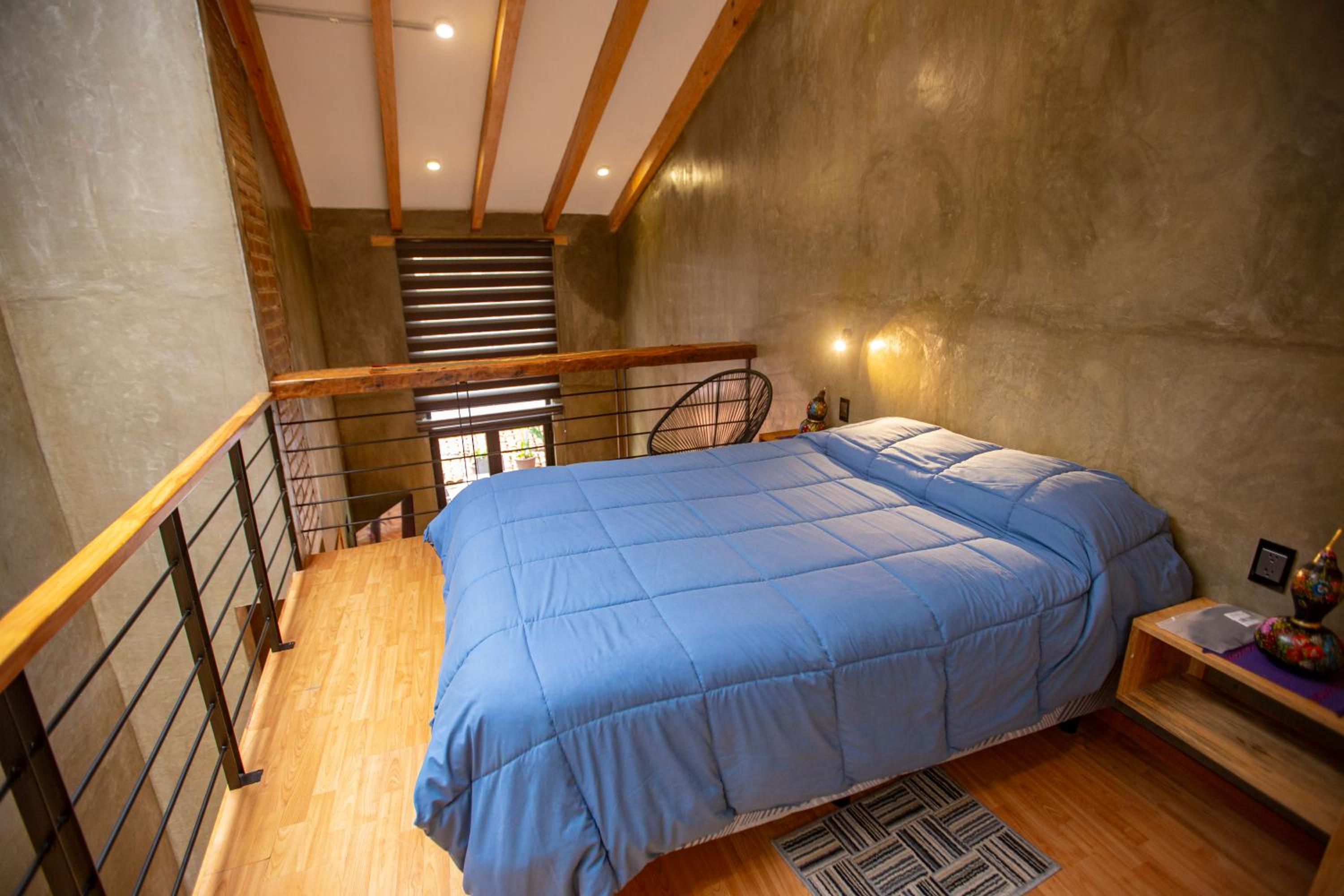 Apartment with Terrace - Photo 21