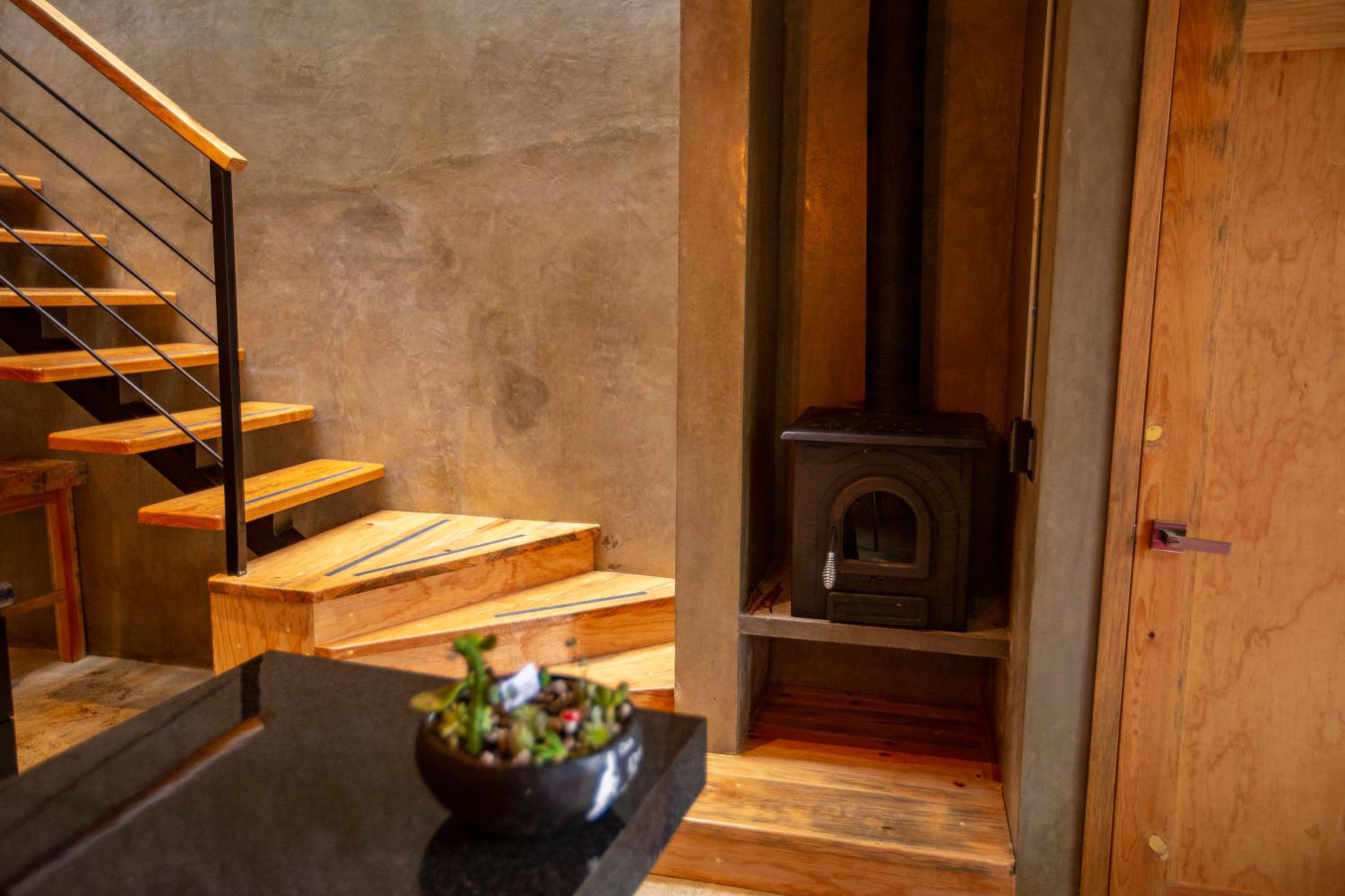 Apartment with Terrace - Photo 6