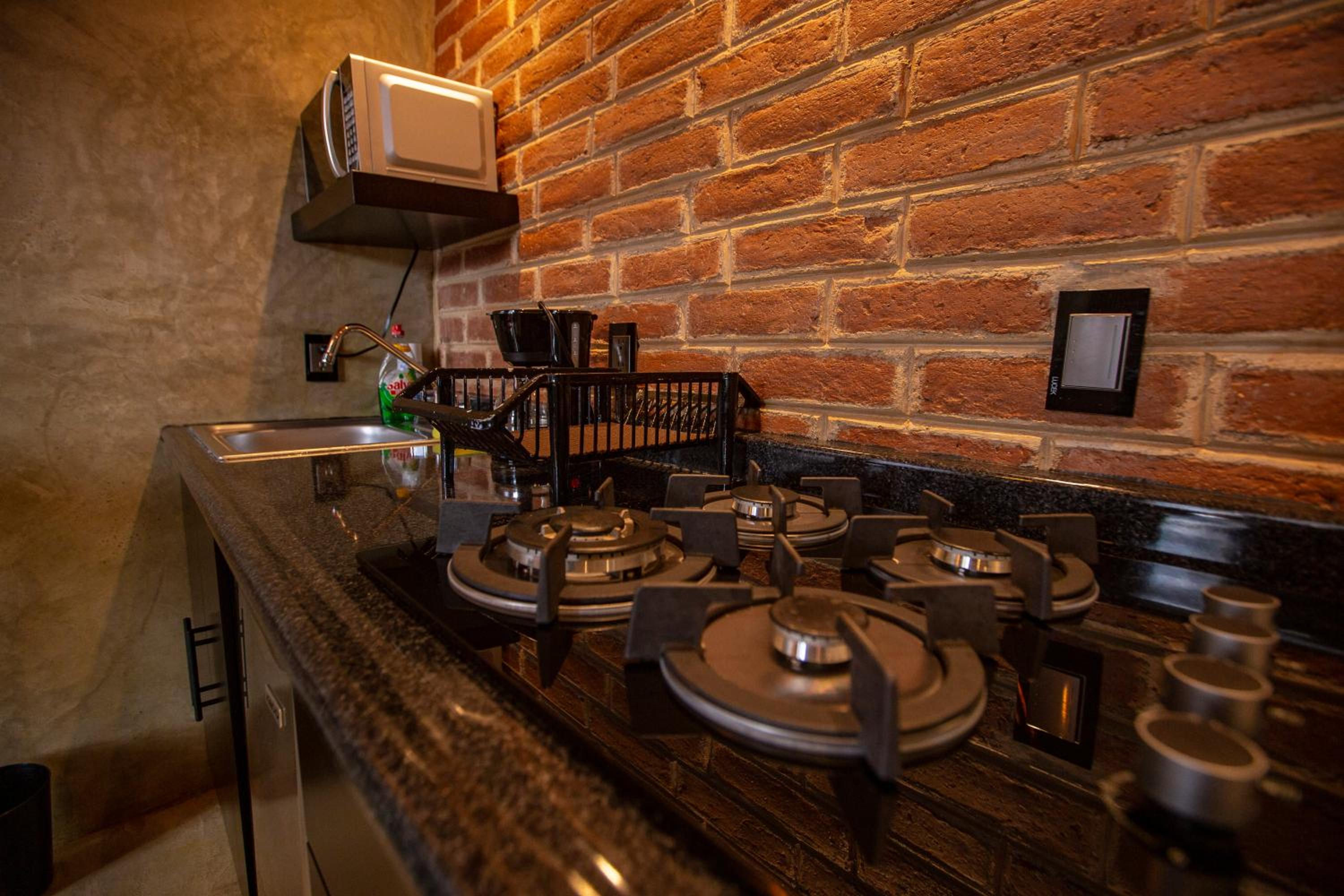 Apartment with Terrace - Photo 8