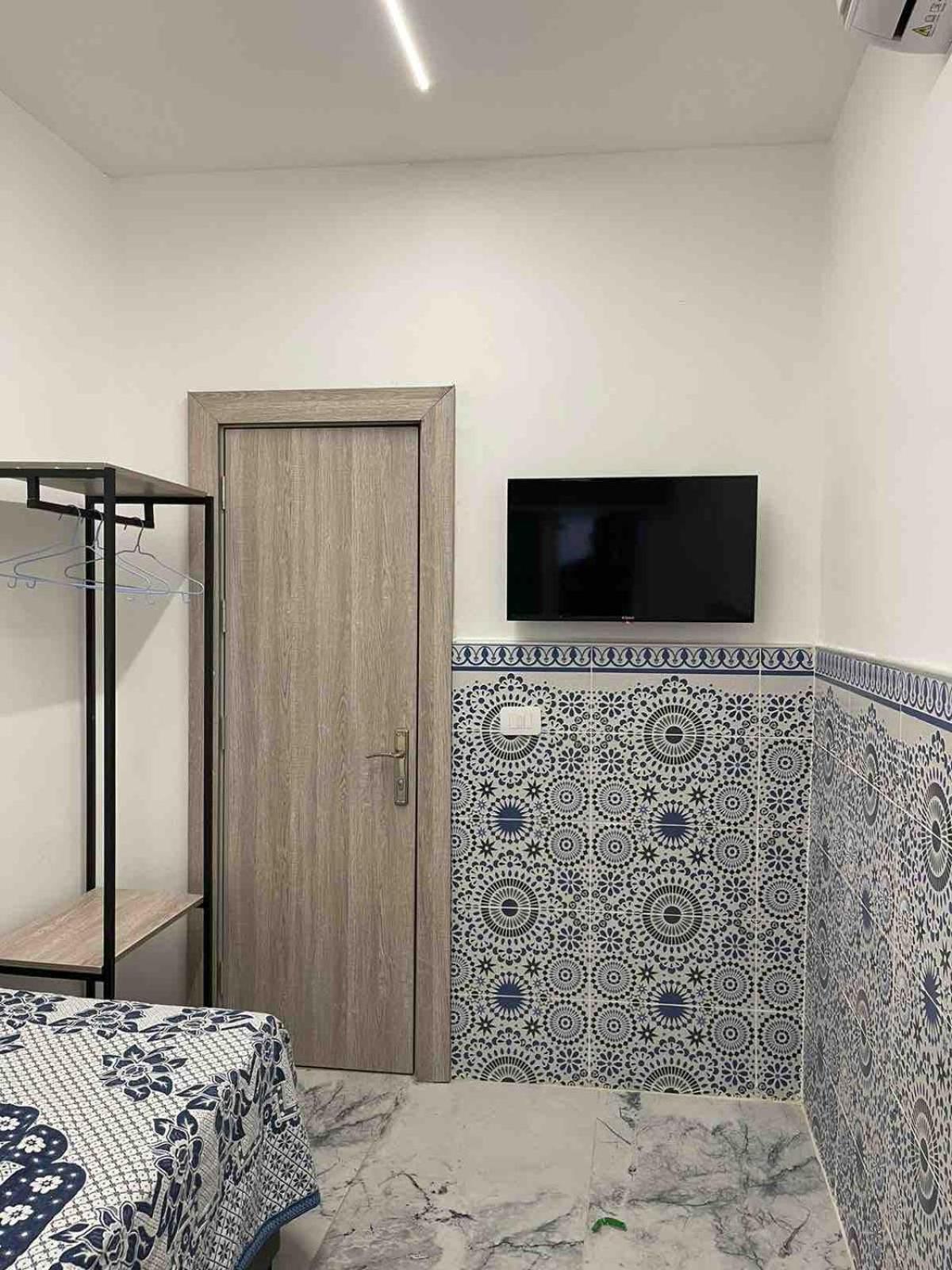 Single Room with Private Bathroom