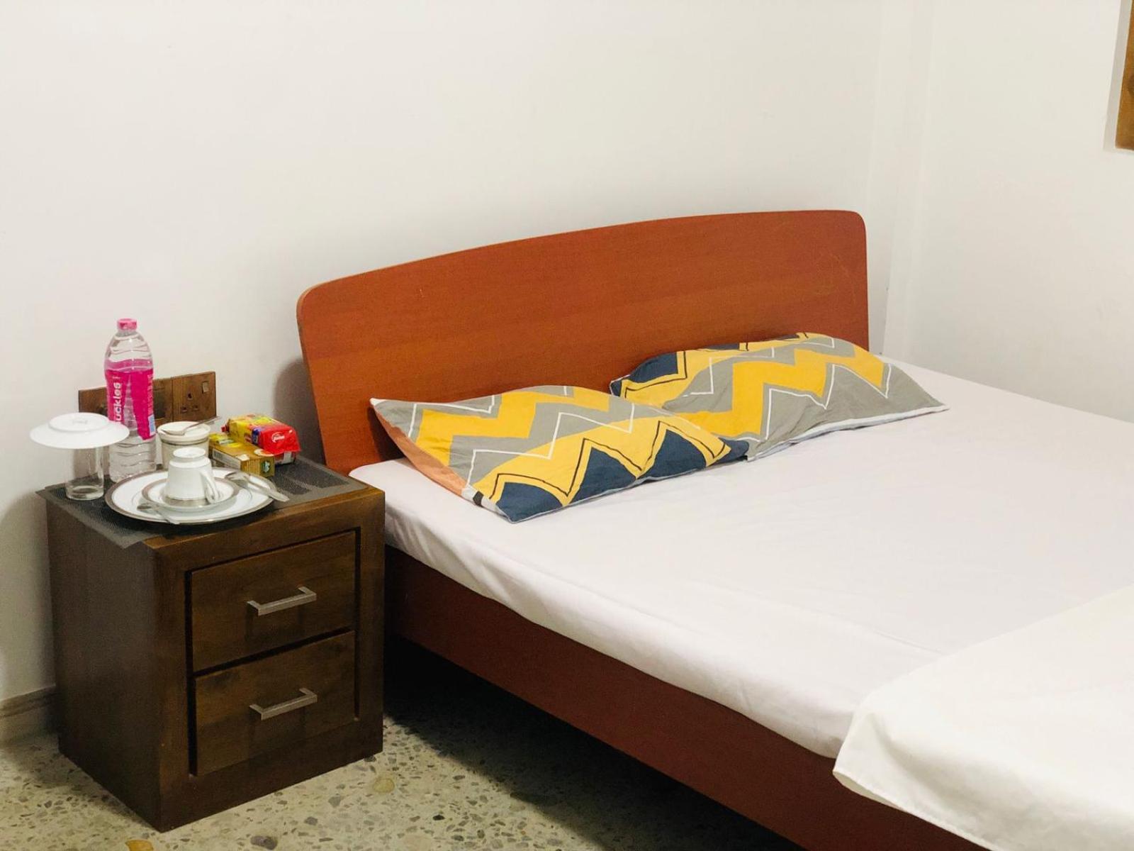 Budget Double Room photo 2