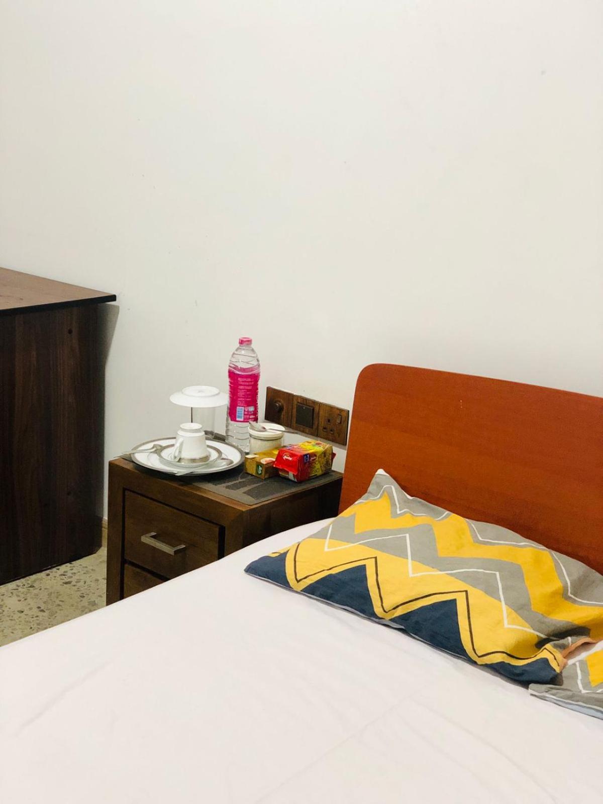 Budget Double Room photo 3