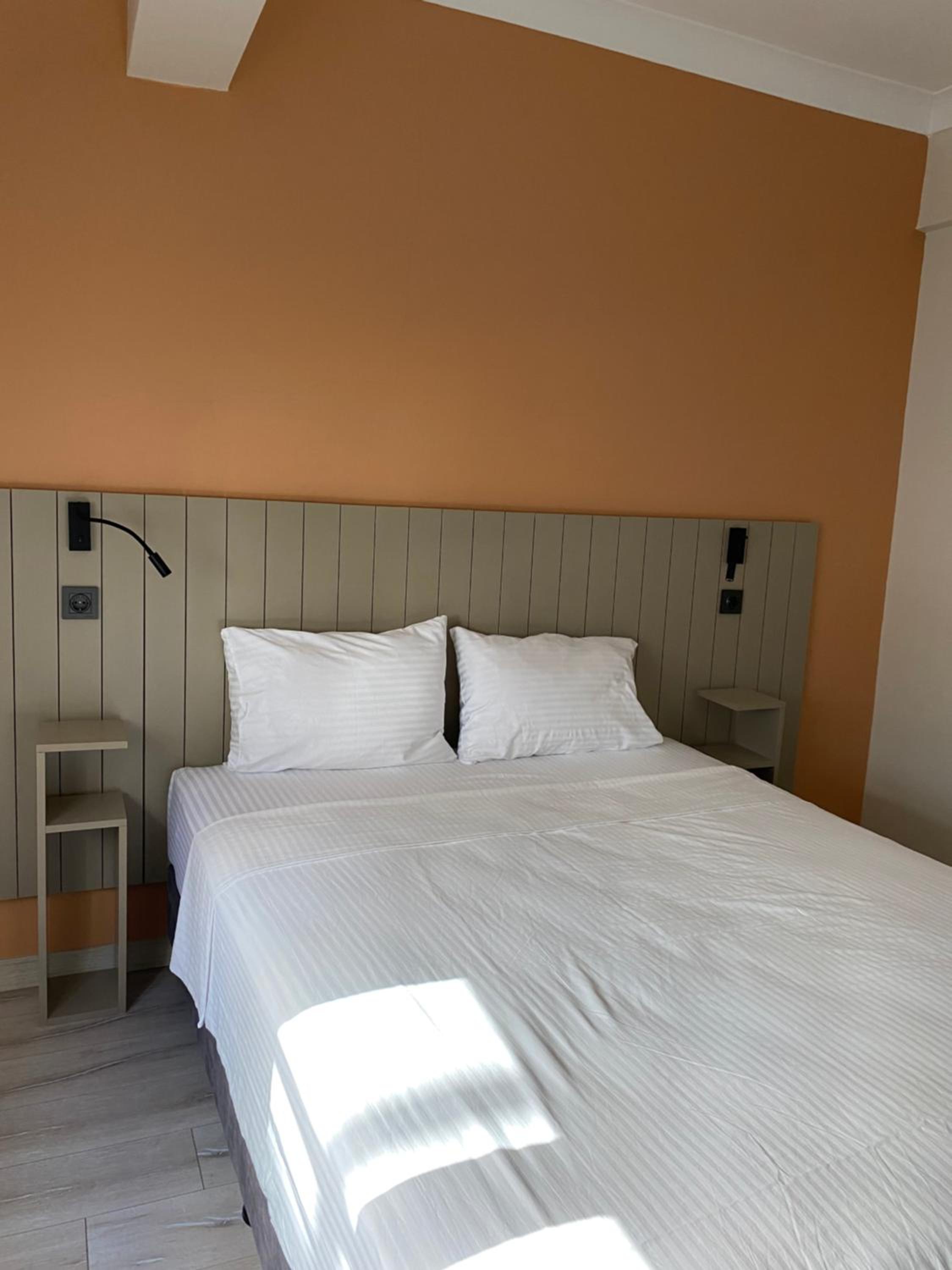Deluxe King Room photo 2