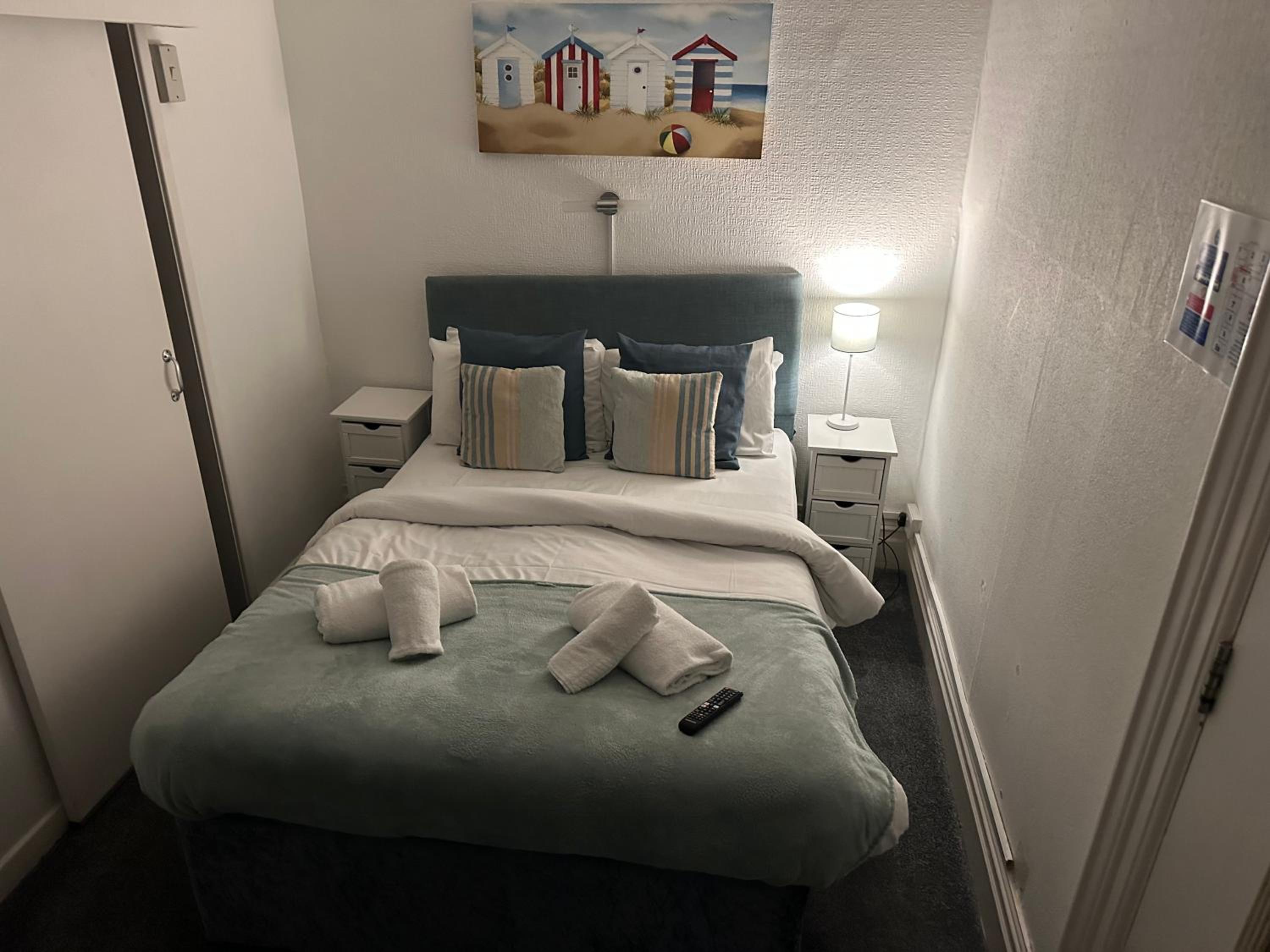 Family room with 1 double and 1 single bed