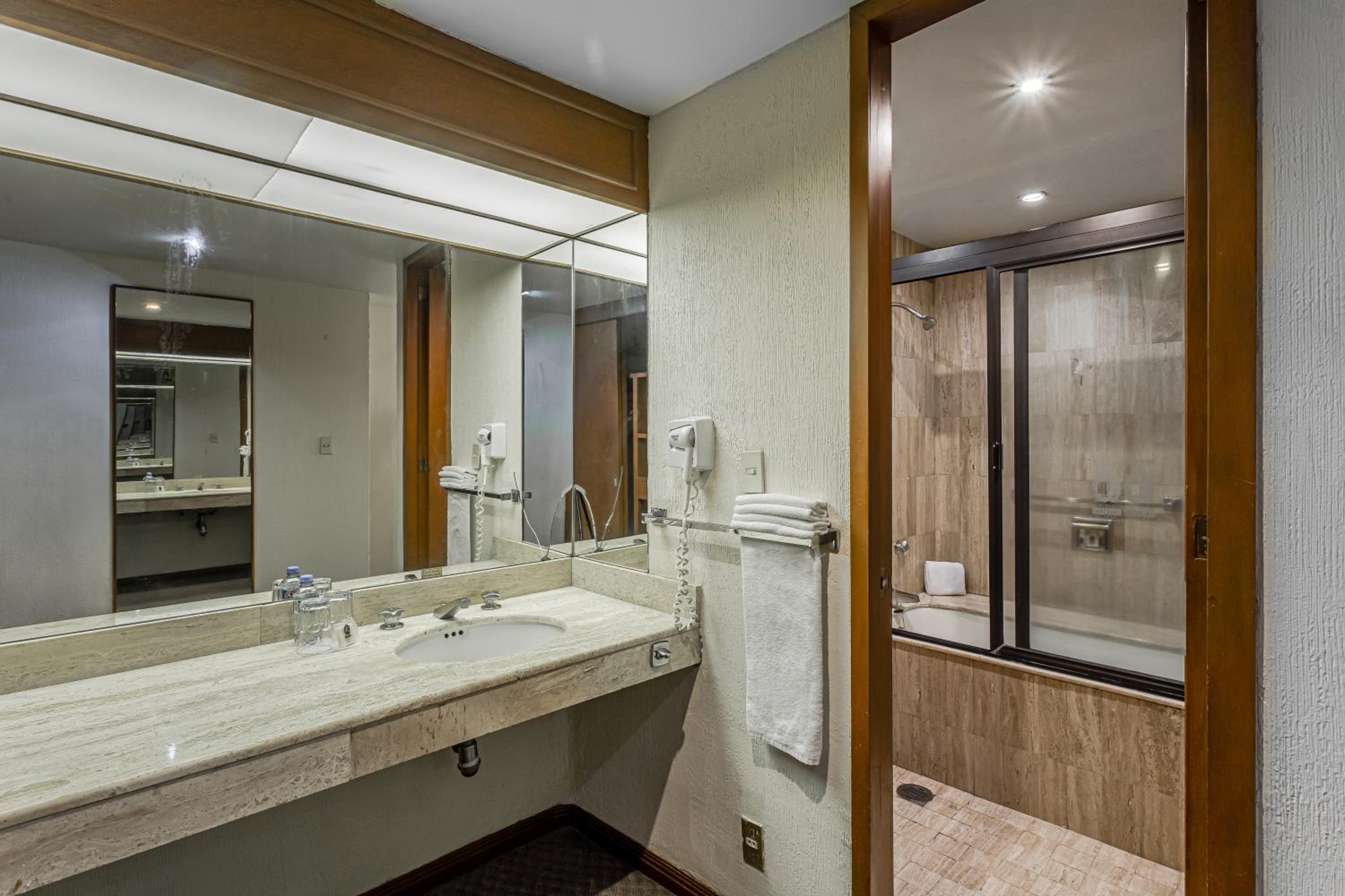 Junior Suite - Photo 5