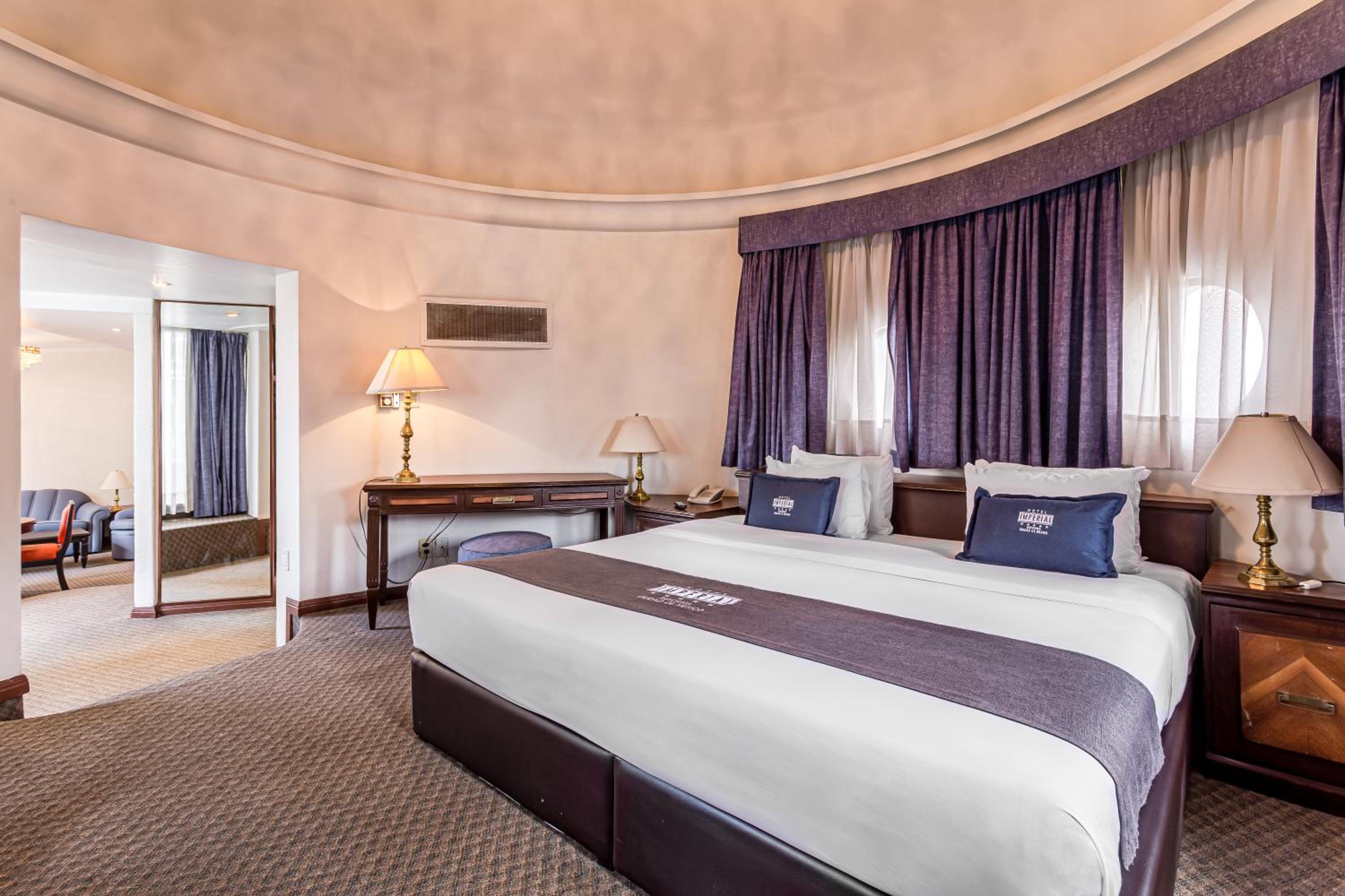 Superior Suite - Photo 3