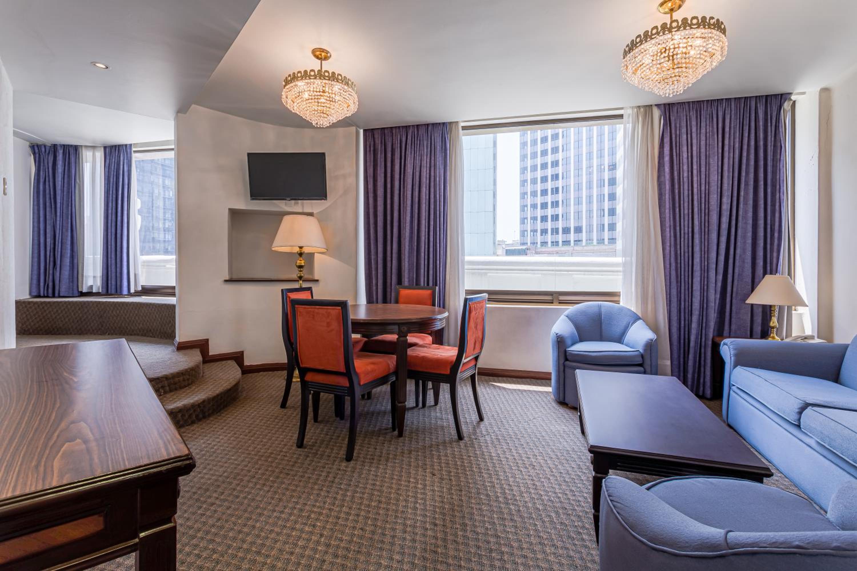 Superior Suite - Photo 4