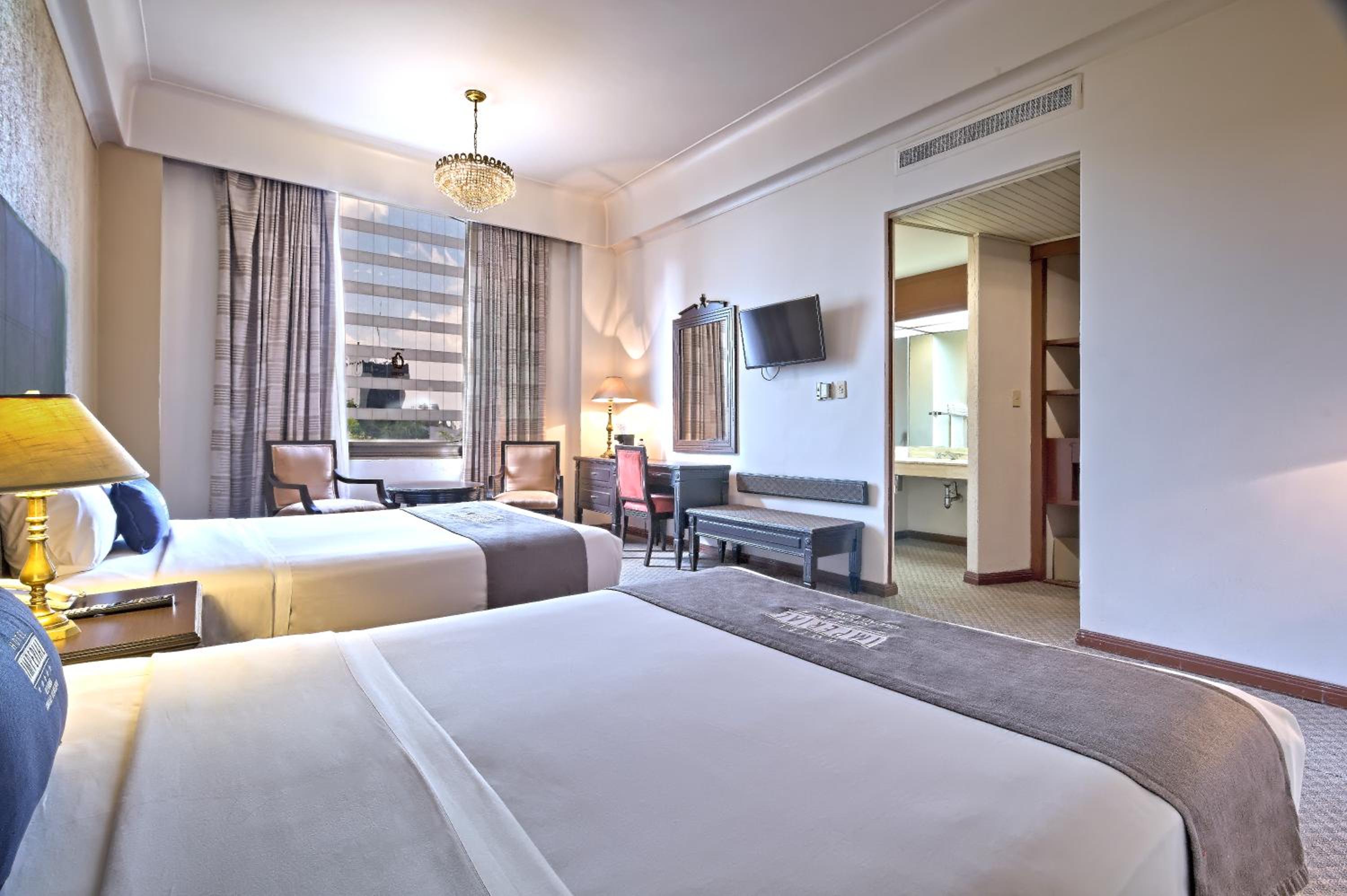 Standard Double Room with Two Double Beds - Photo 3