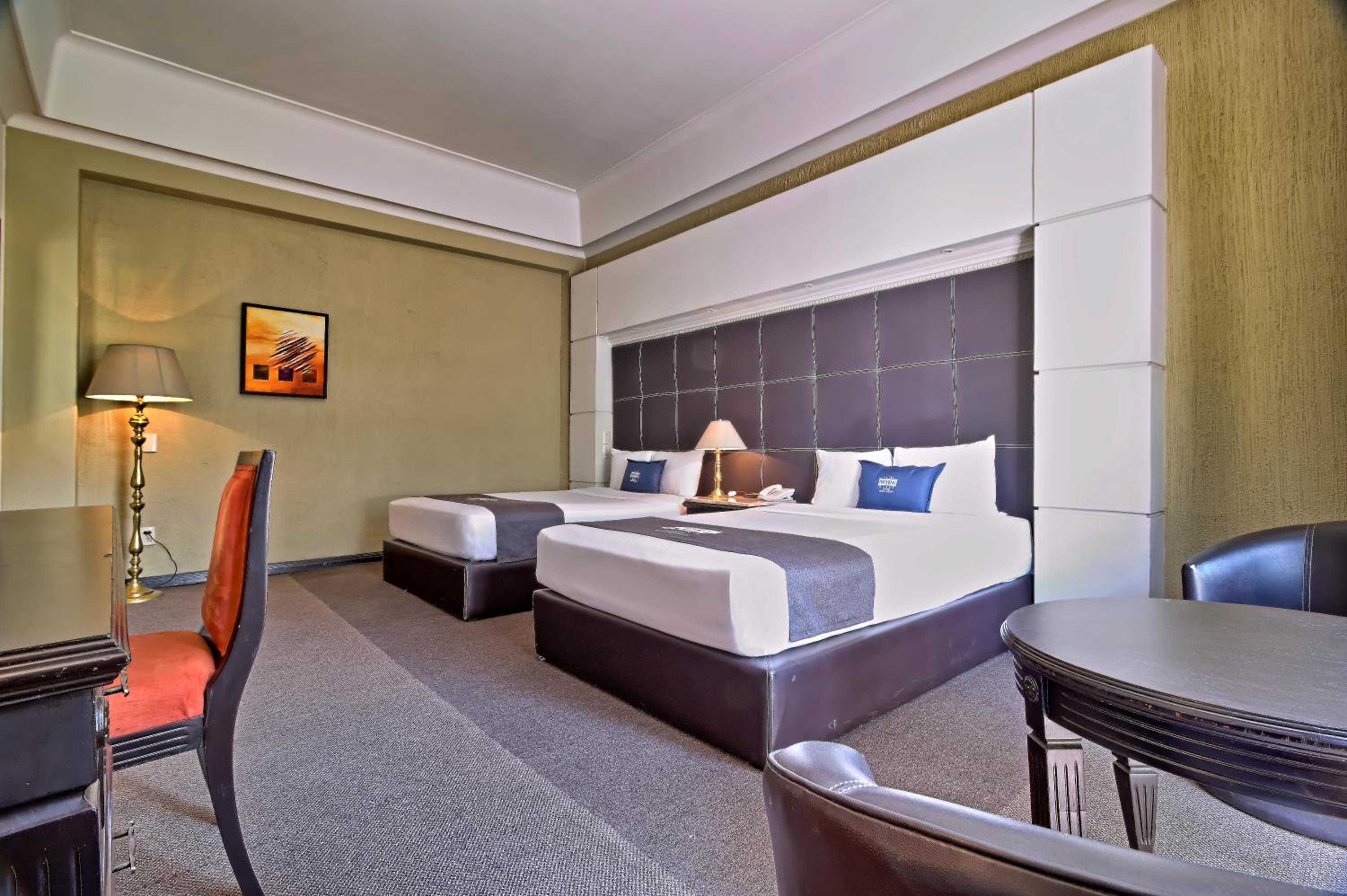 Deluxe Double Room with Two Double Beds - Photo 3