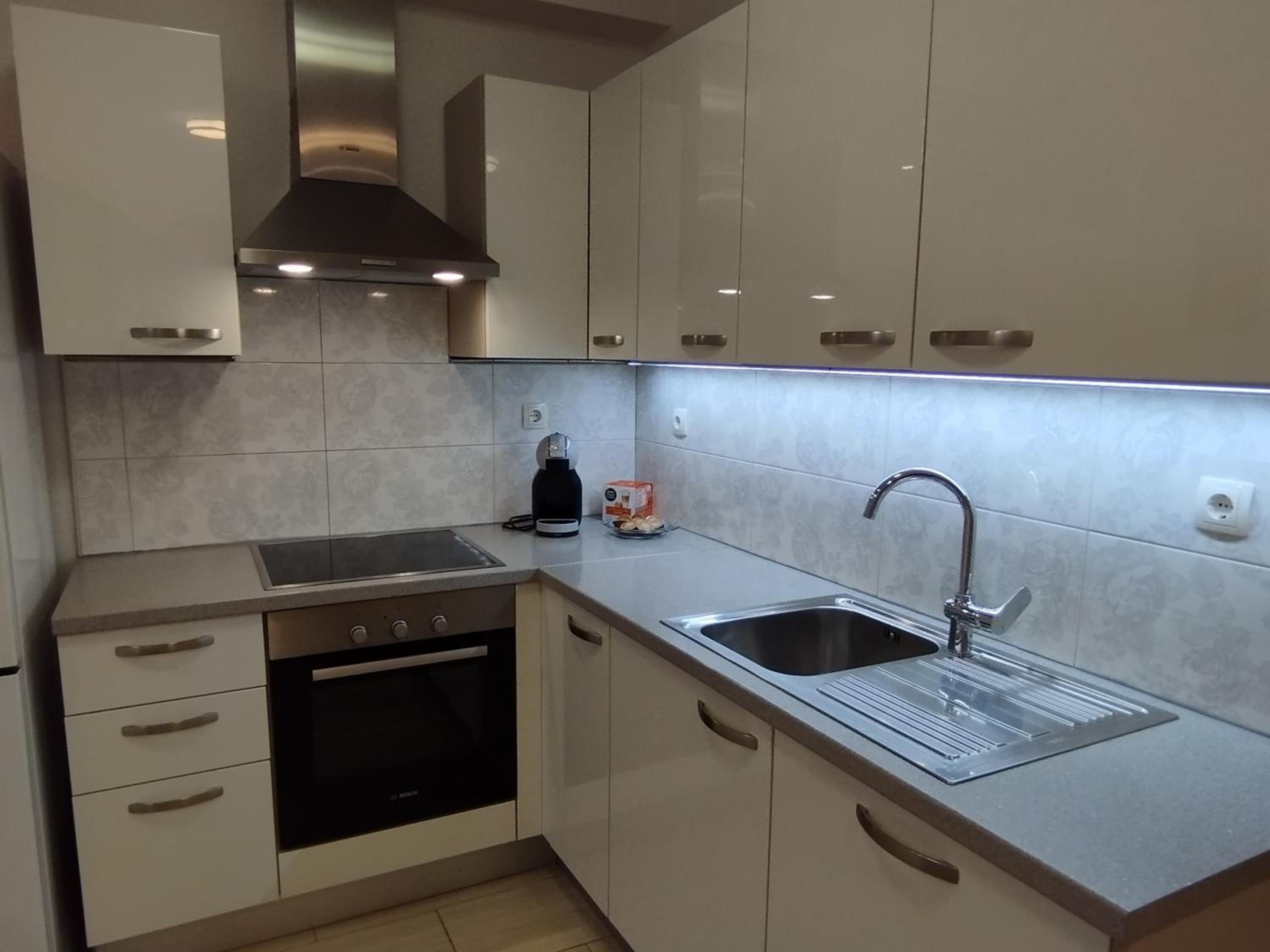 Two-Bedroom Apartment - Photo 3