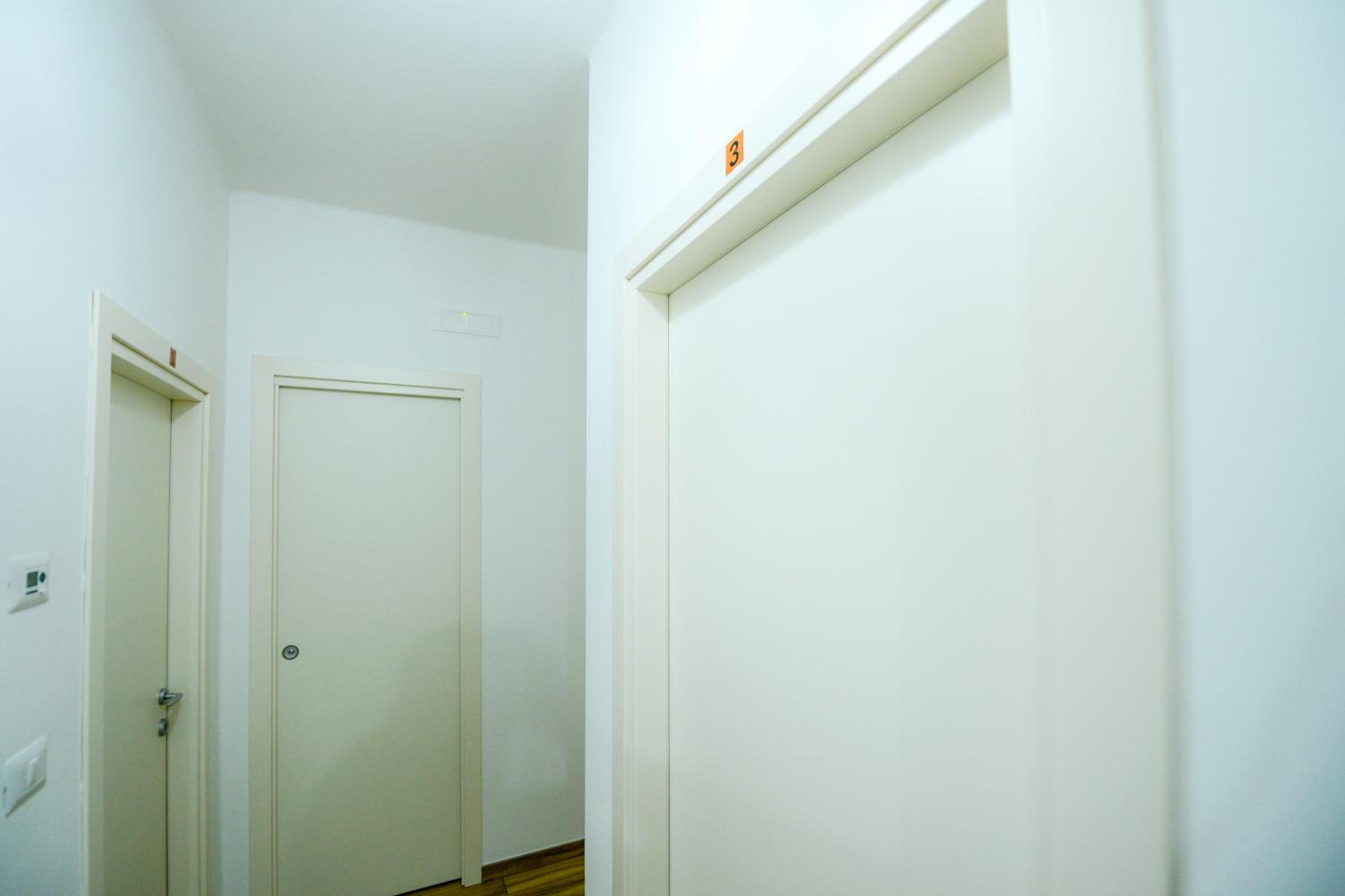 Double Room - Photo 3