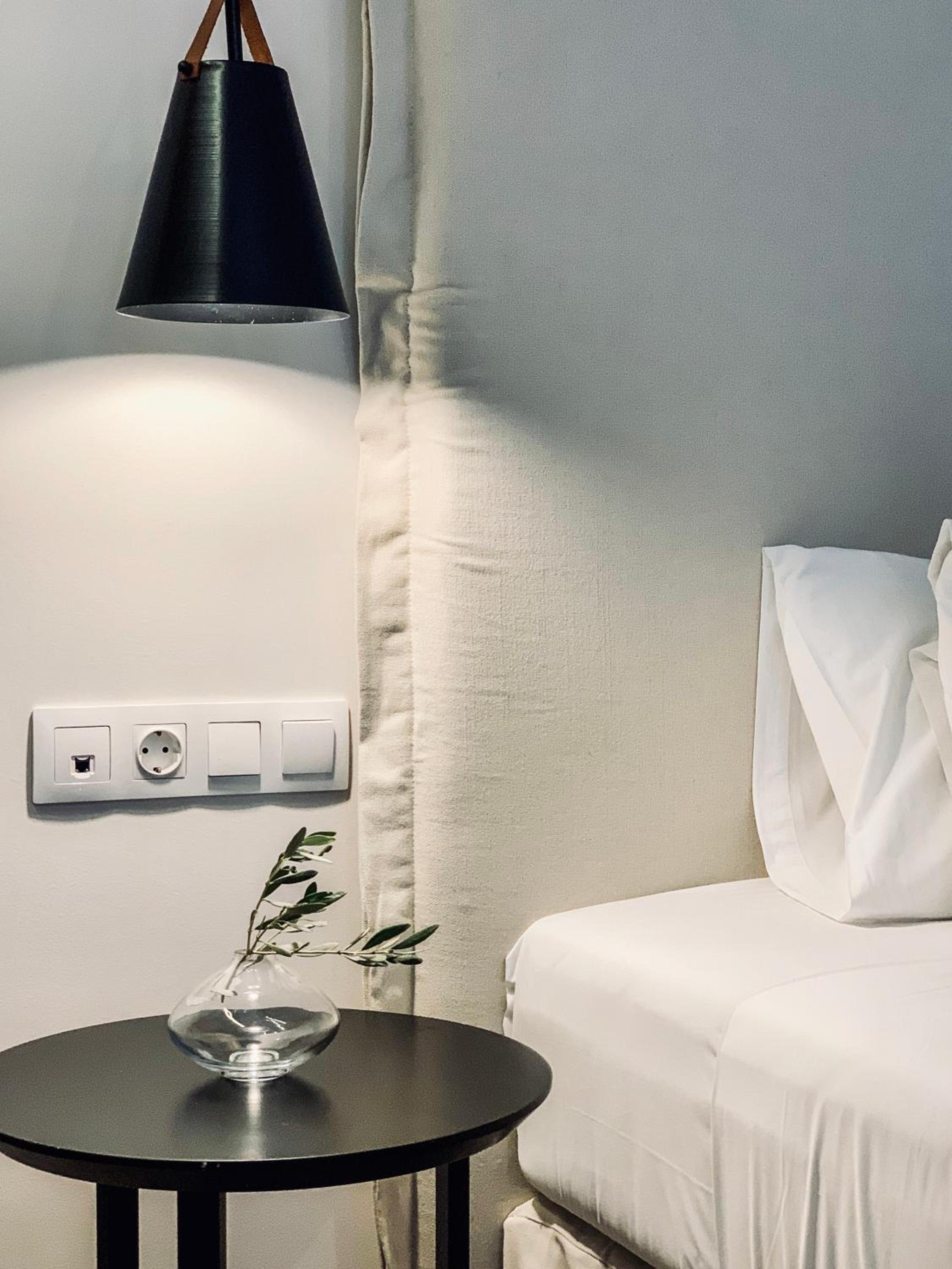 Deluxe Junior Suite - Photo 1