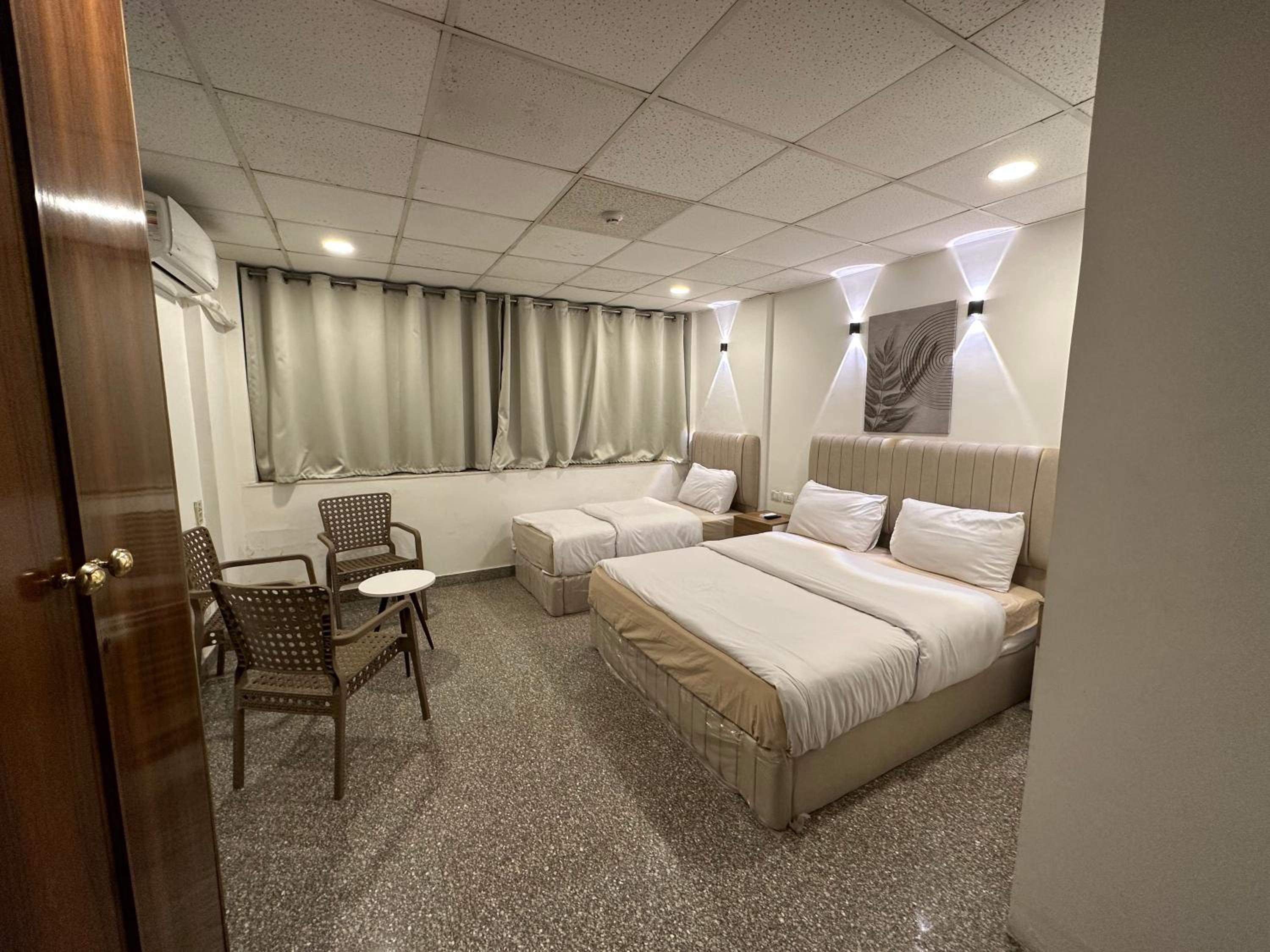 Triple Room with Private Bathroom