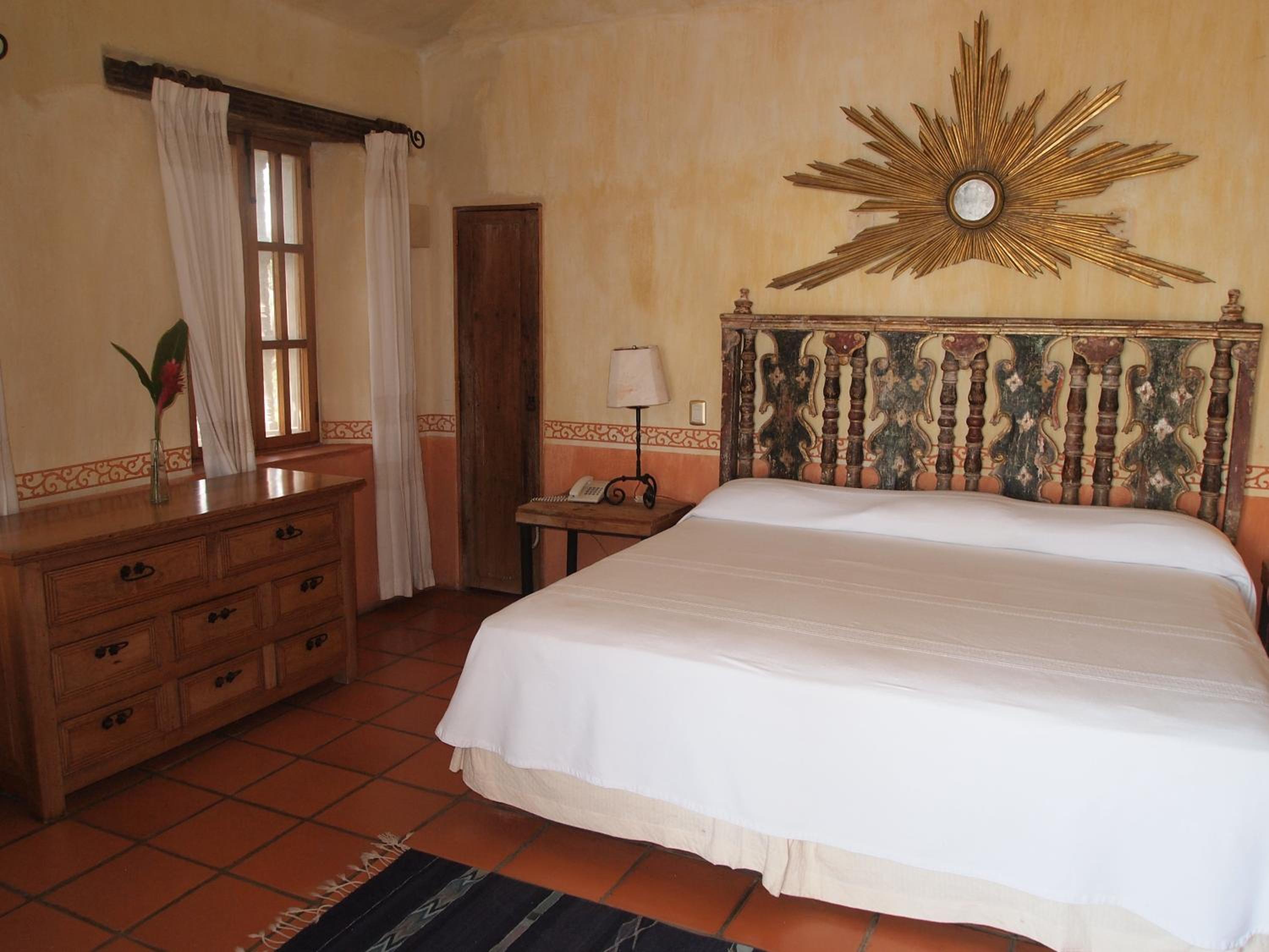 Superior King Suite - Photo 1