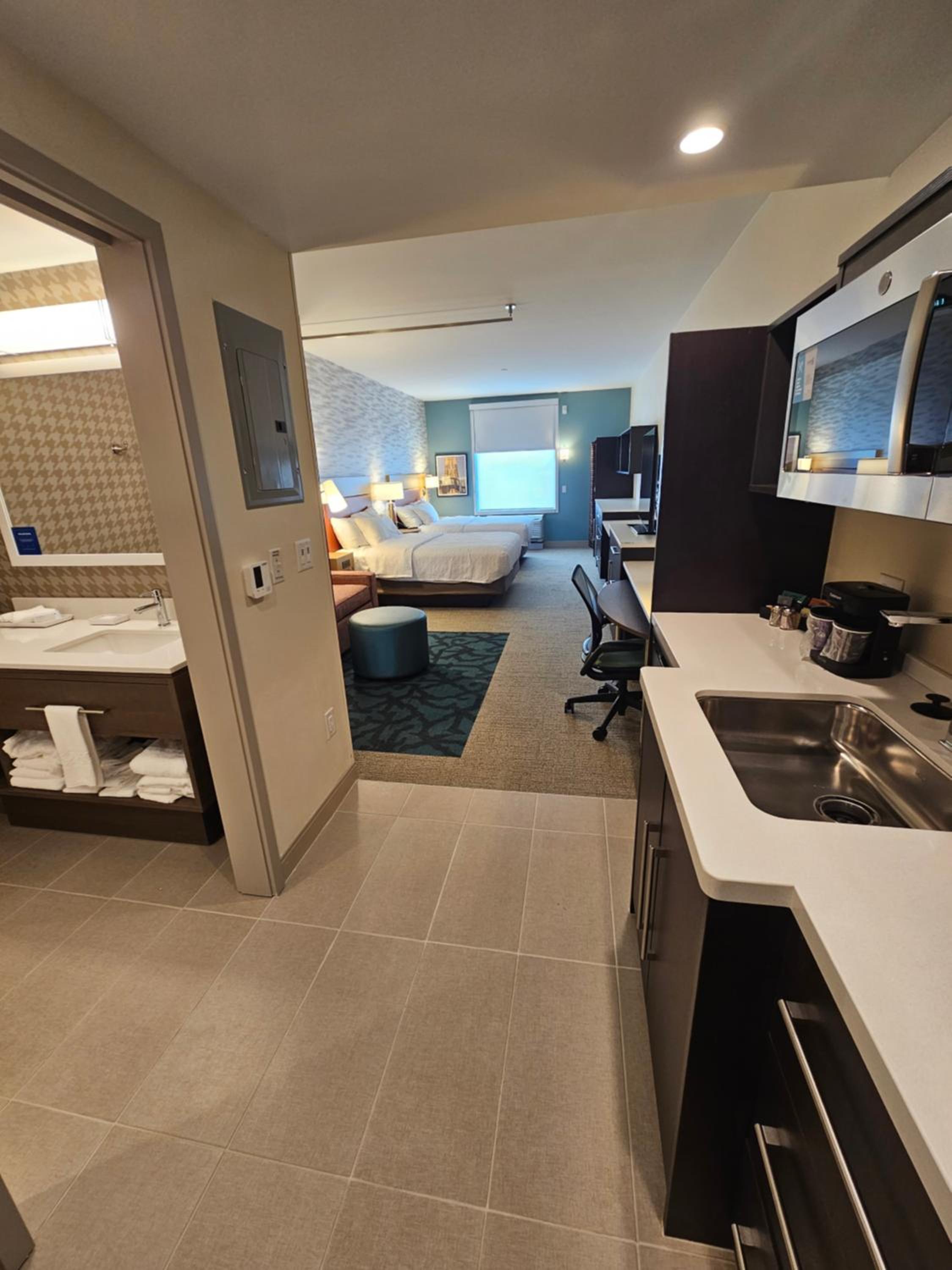 Studio Suite with Two Queen Beds - Photo 1
