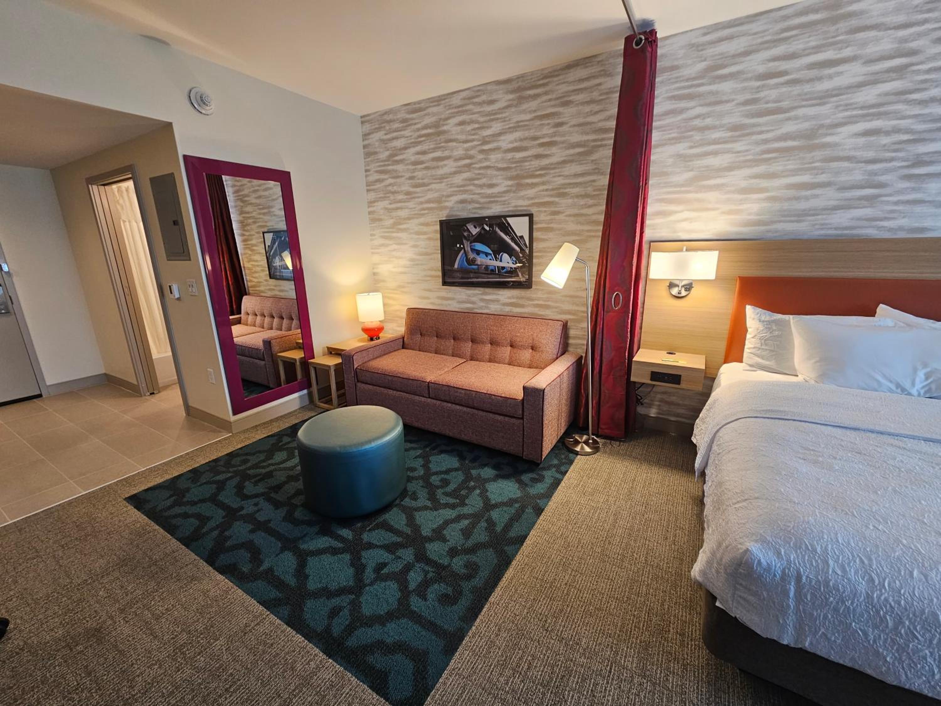 Studio Suite with Two Queen Bes and Bath Tub - Mobility Accessible - Photo 1