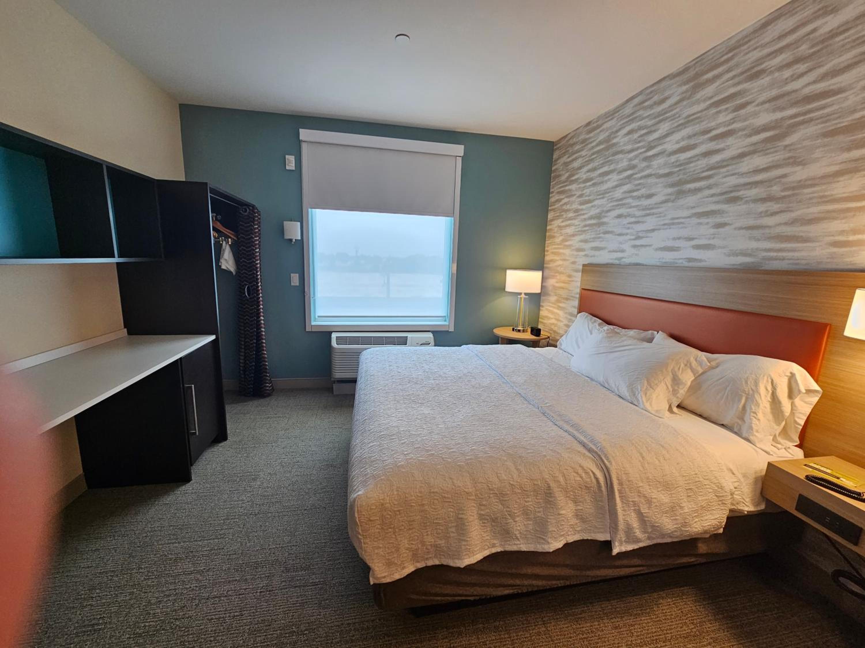 King Studio Suite - Photo 5