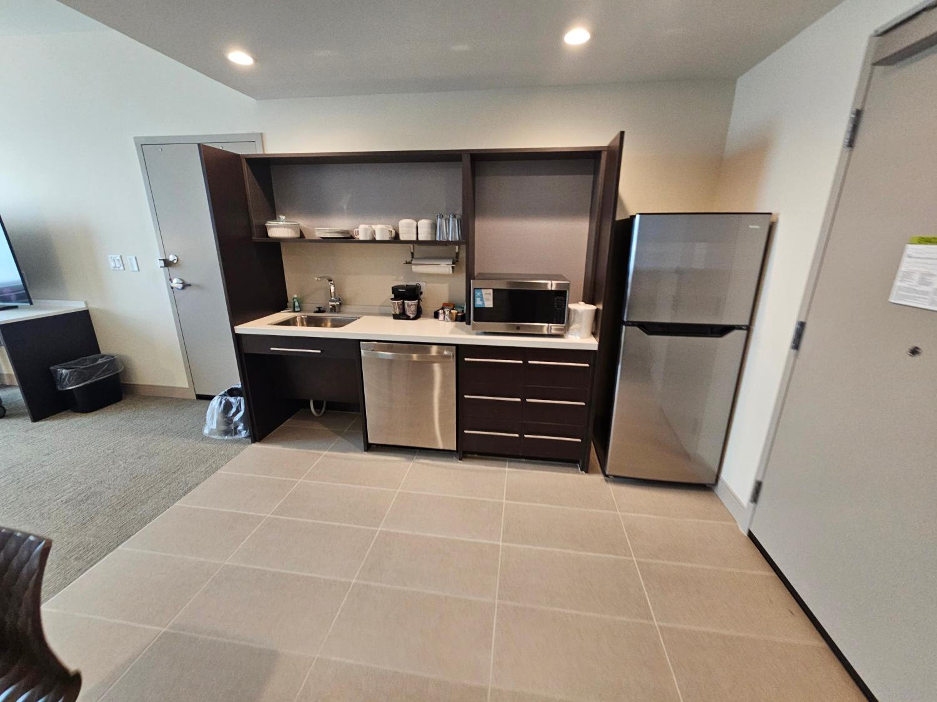 King Suite with Roll-In Shower - Mobility Accessible  - Photo 10