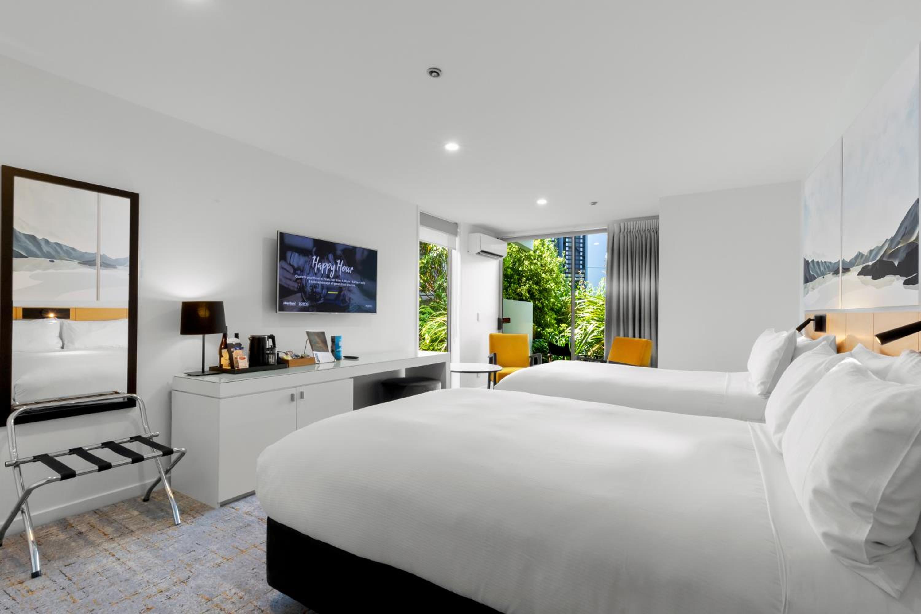 Superior Room with Two Double Beds - Photo 1