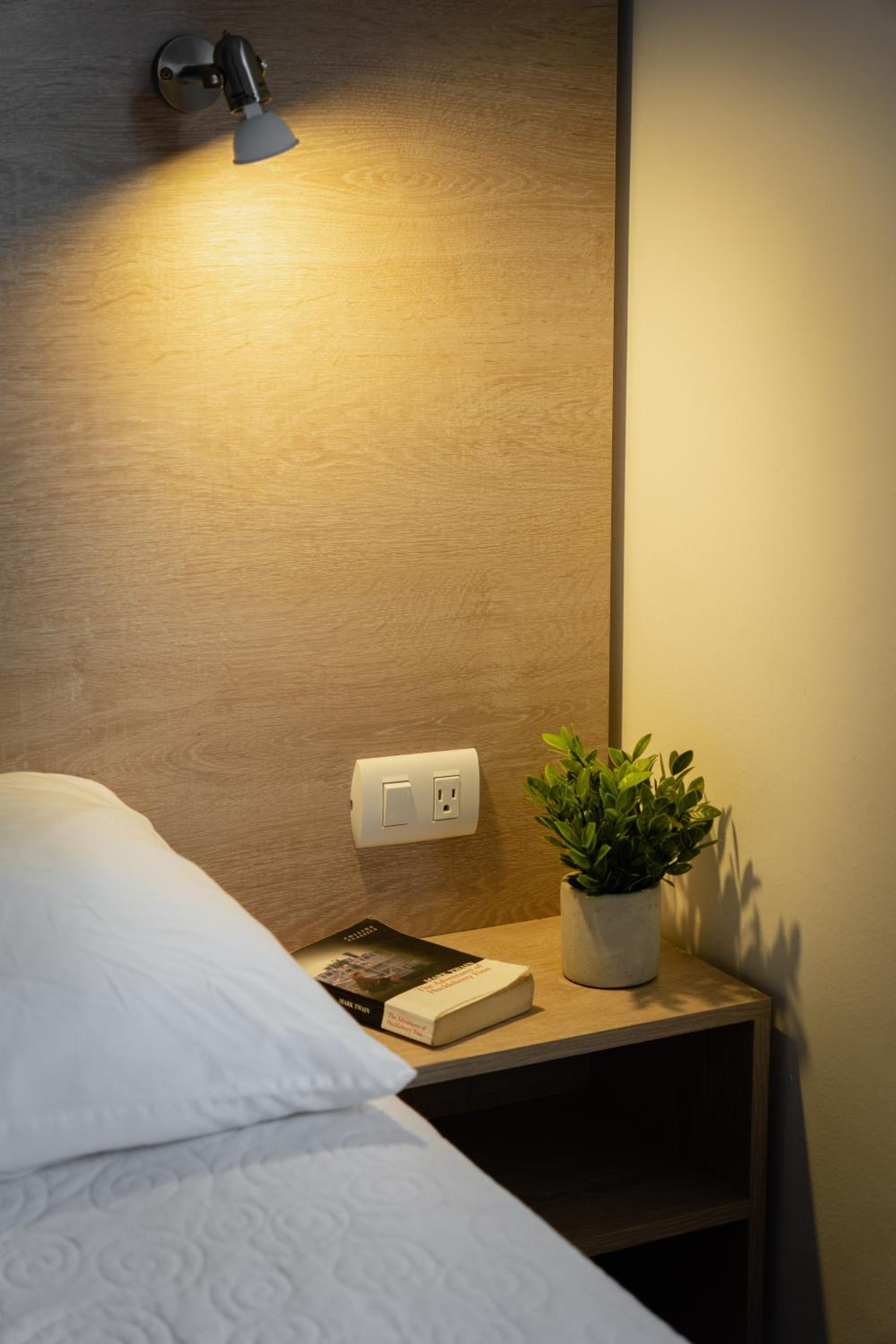 Standard Queen Room photo 1