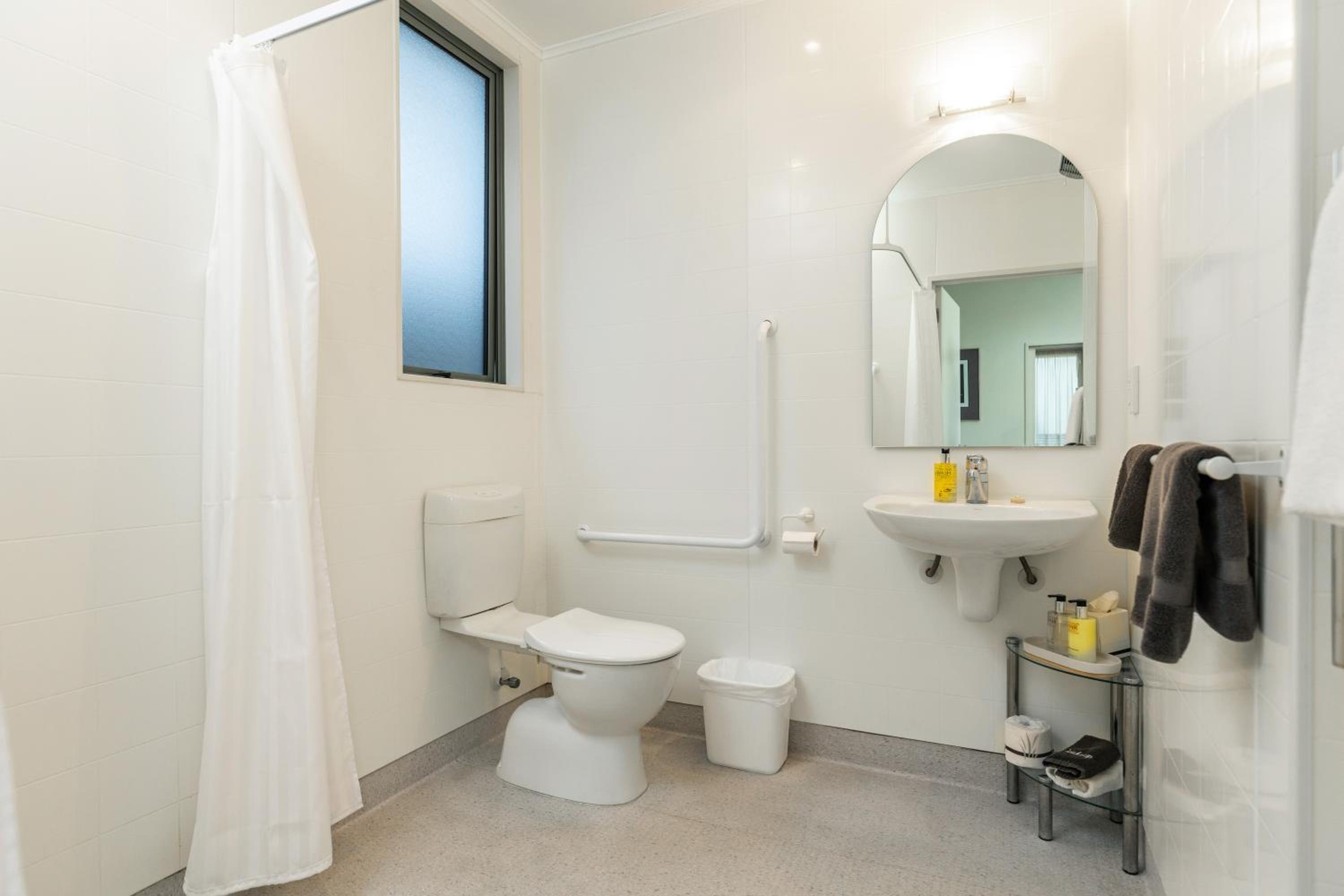 Triple Room - Disability Access photo 2