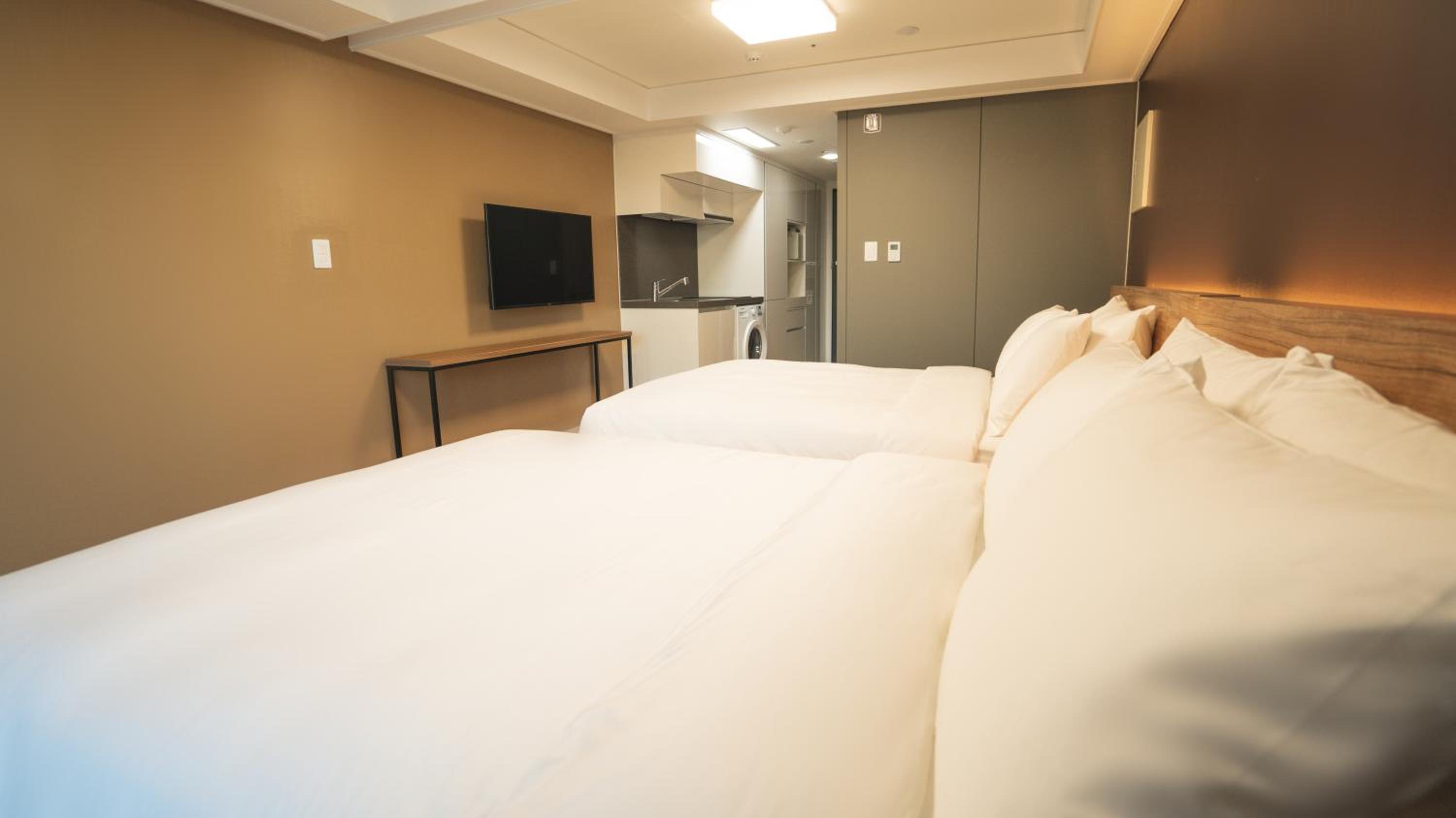 Deluxe Family Twin Room - Photo 2