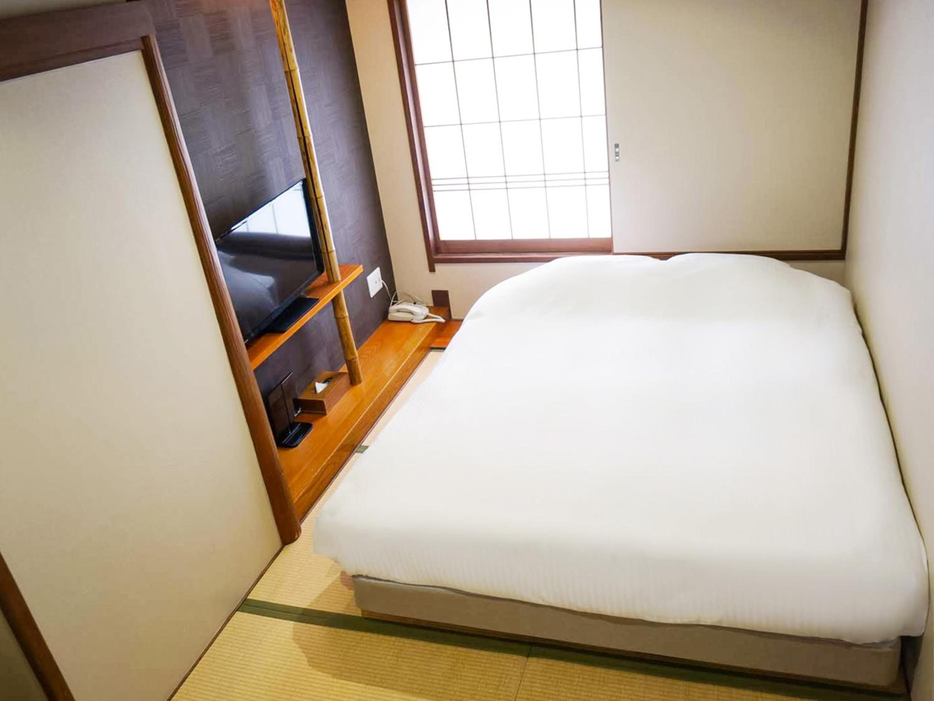 Japanese-Style Twin Room with Shared Bathroom - Non-Smoking - Photo 7