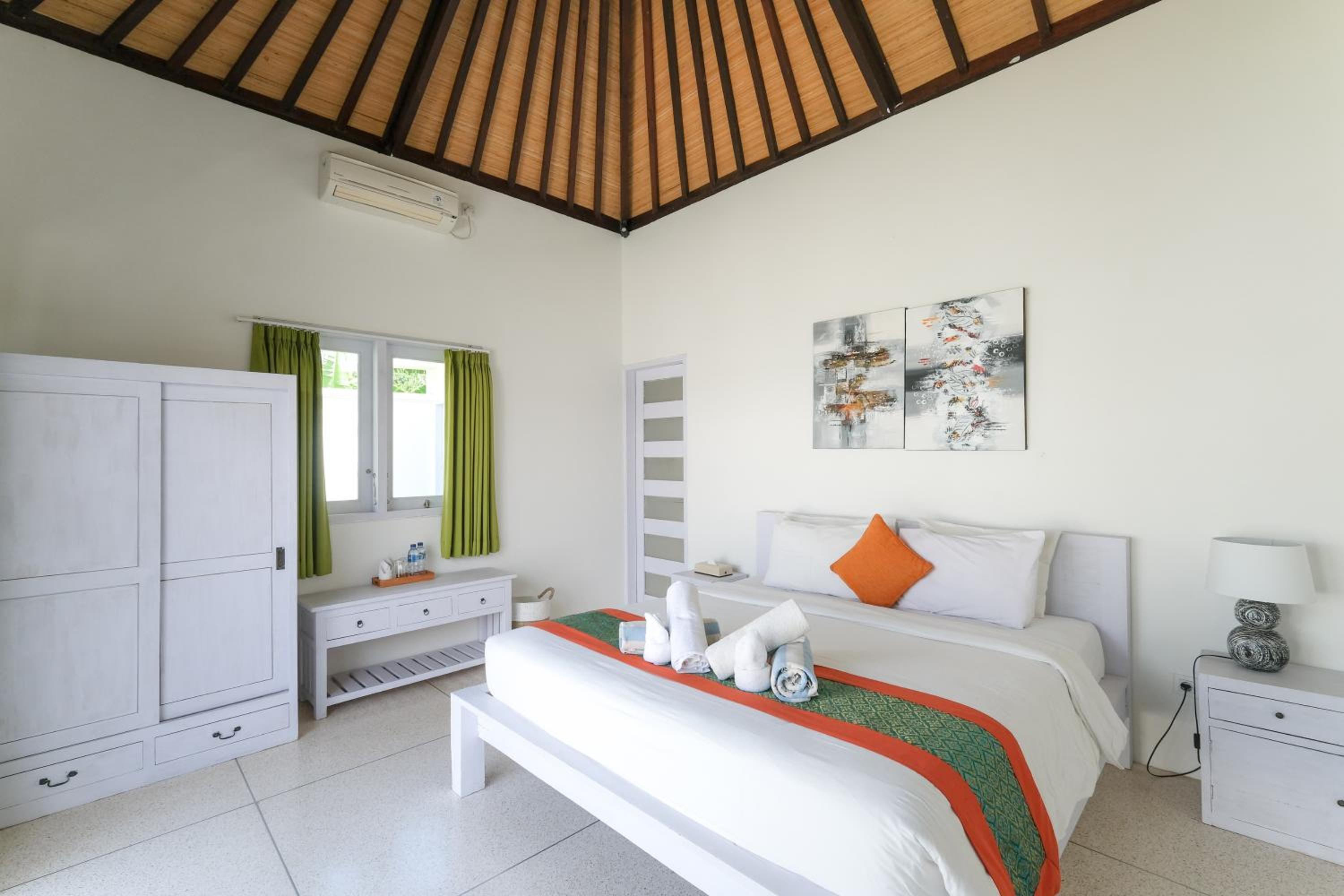 One-Bedroom Villa
