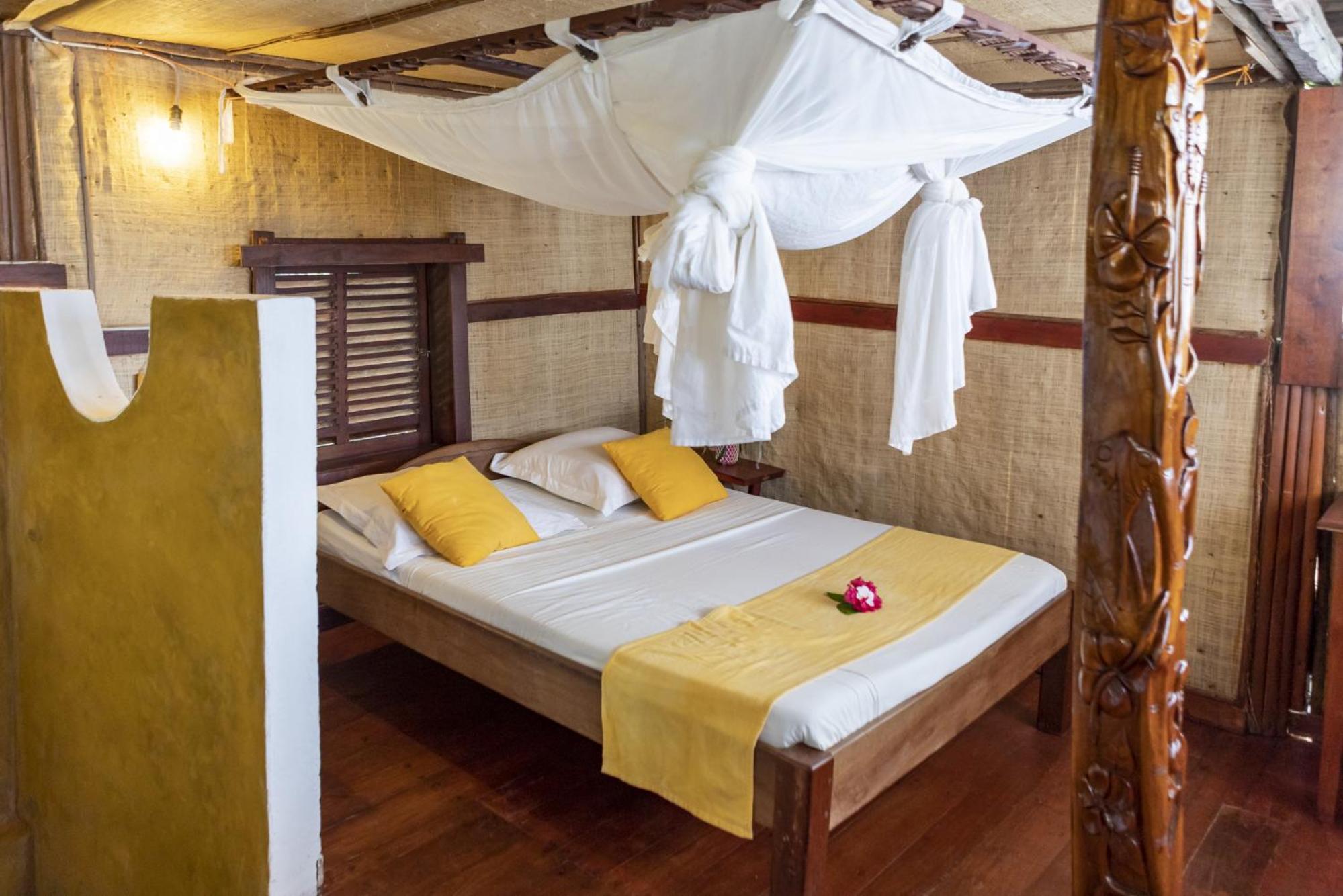 Beach Room