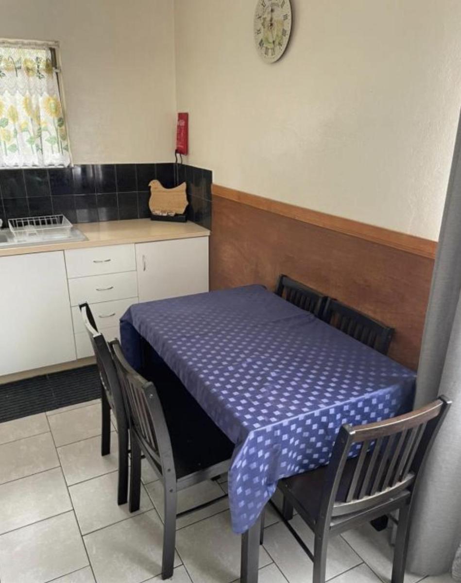Deluxe Family Suite photo 3