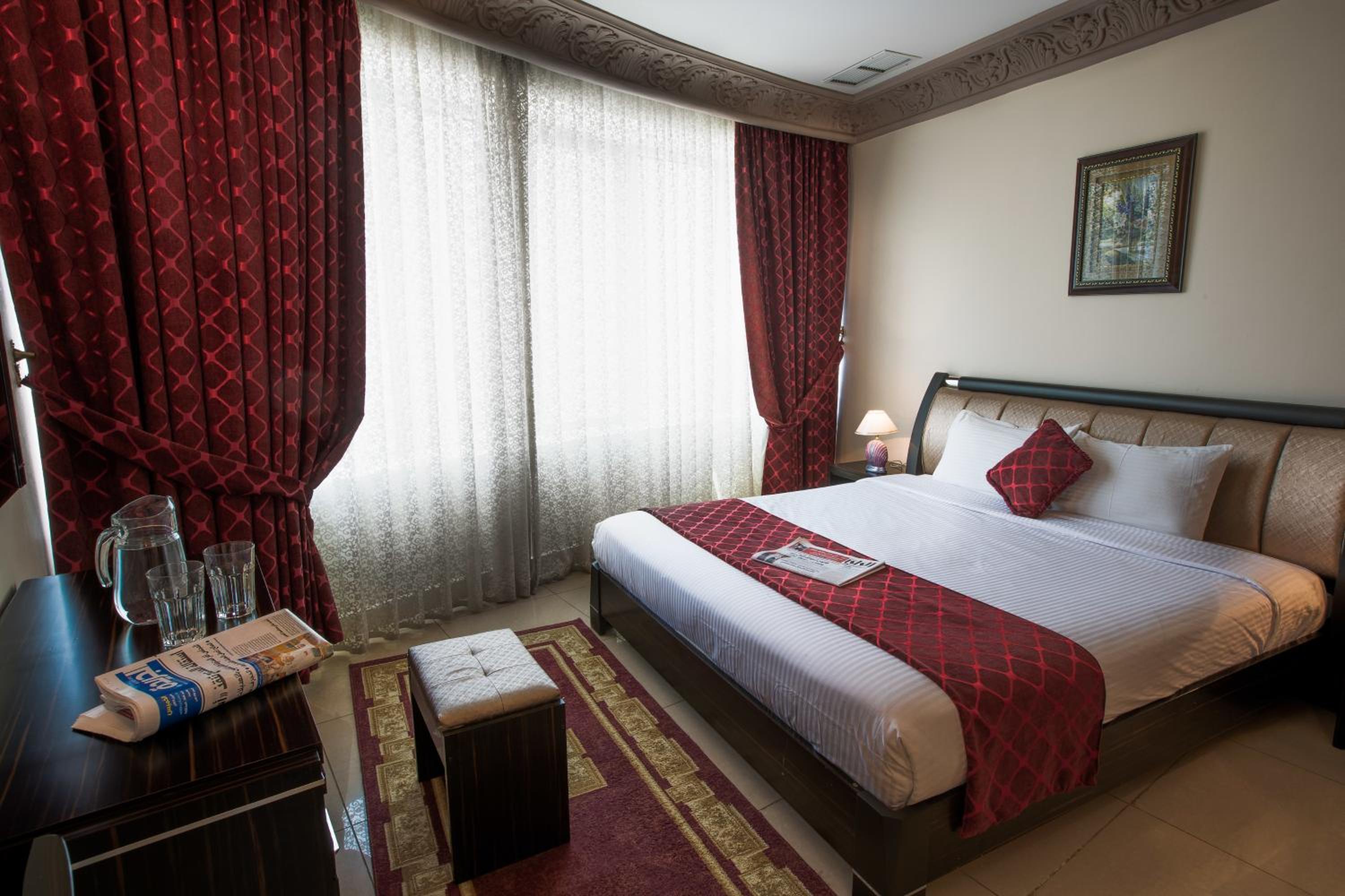 Royal Suite - Photo 4