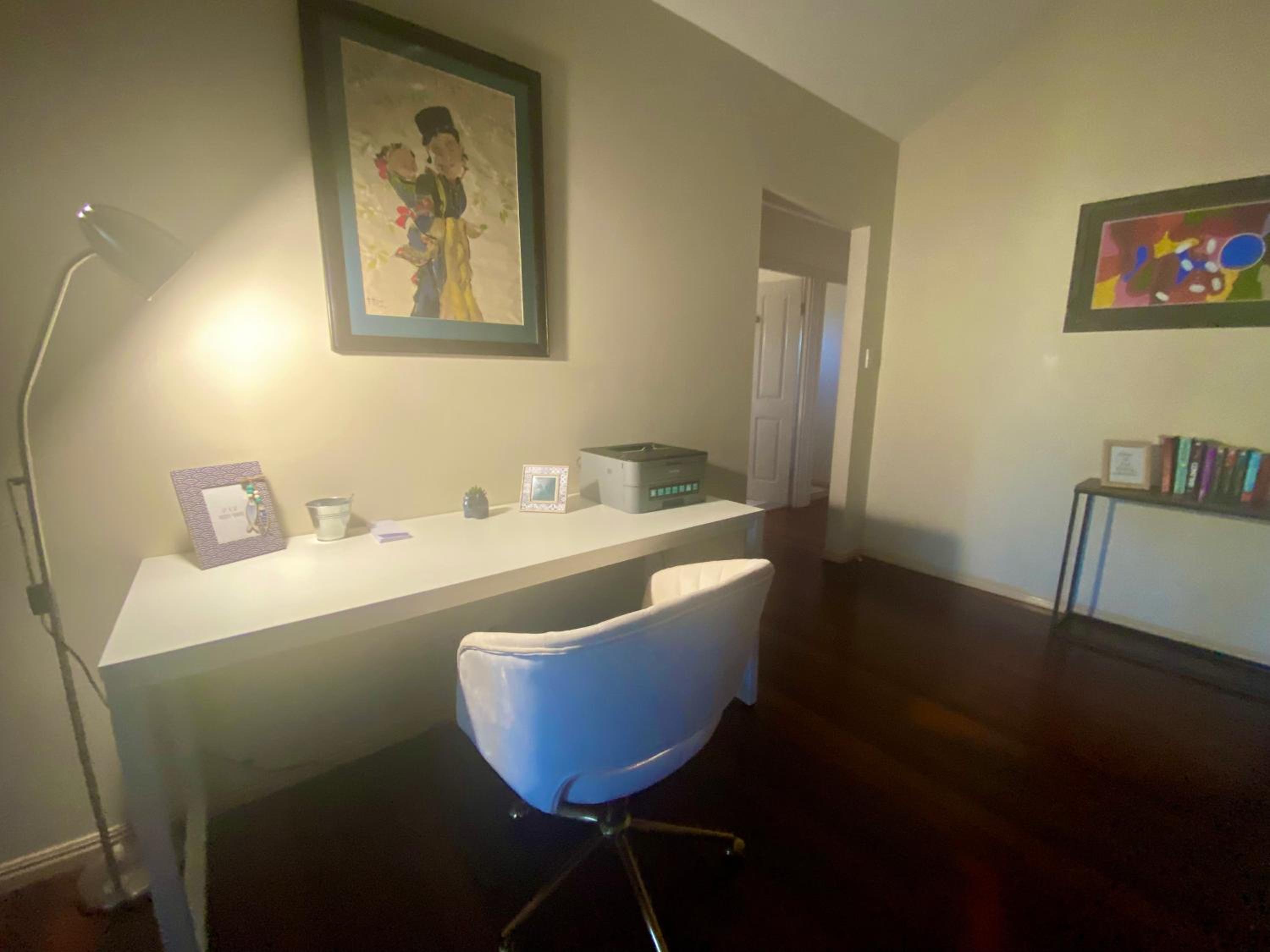 Two-Bedroom House photo 3