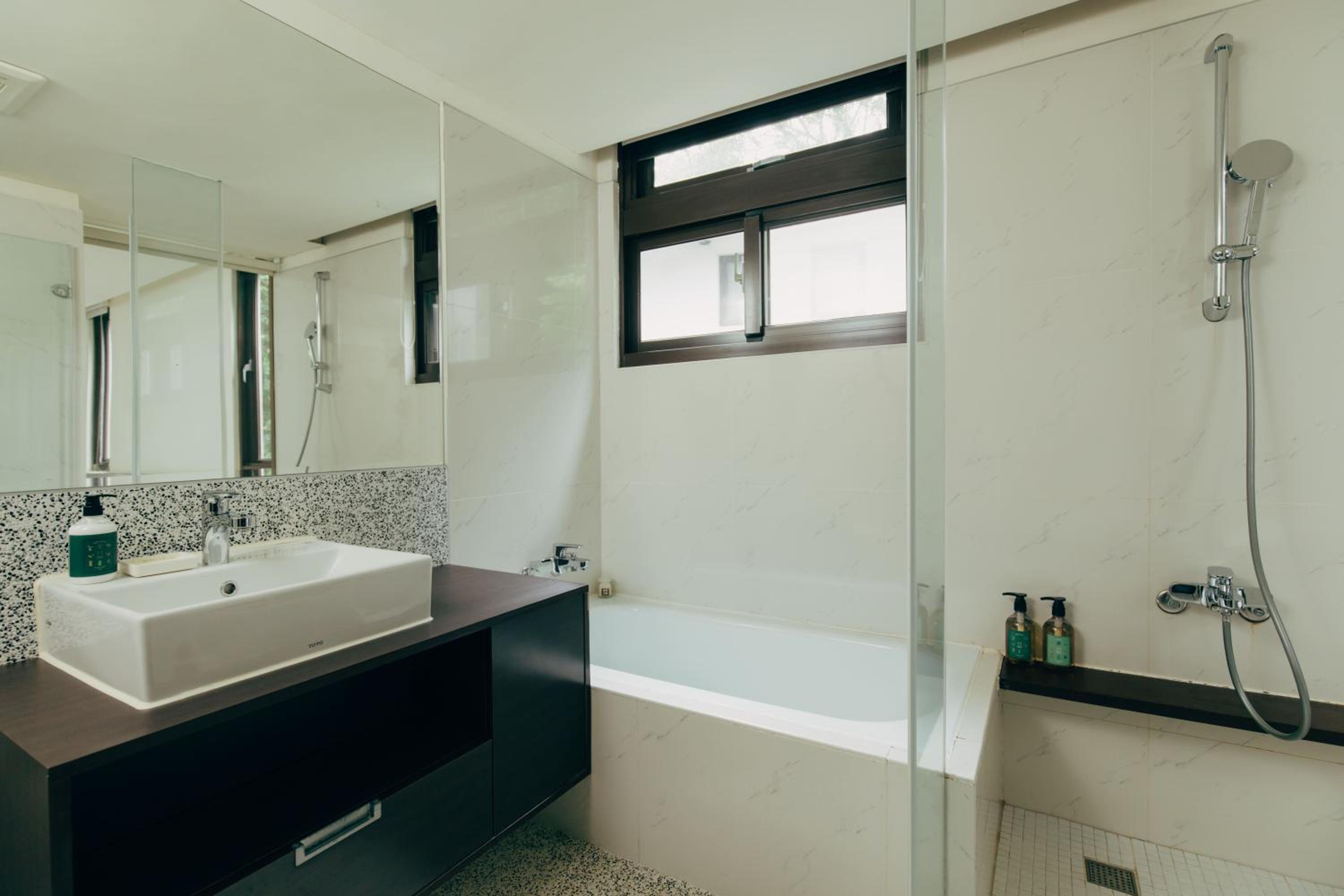 Standard Double Room with Bath photo 2
