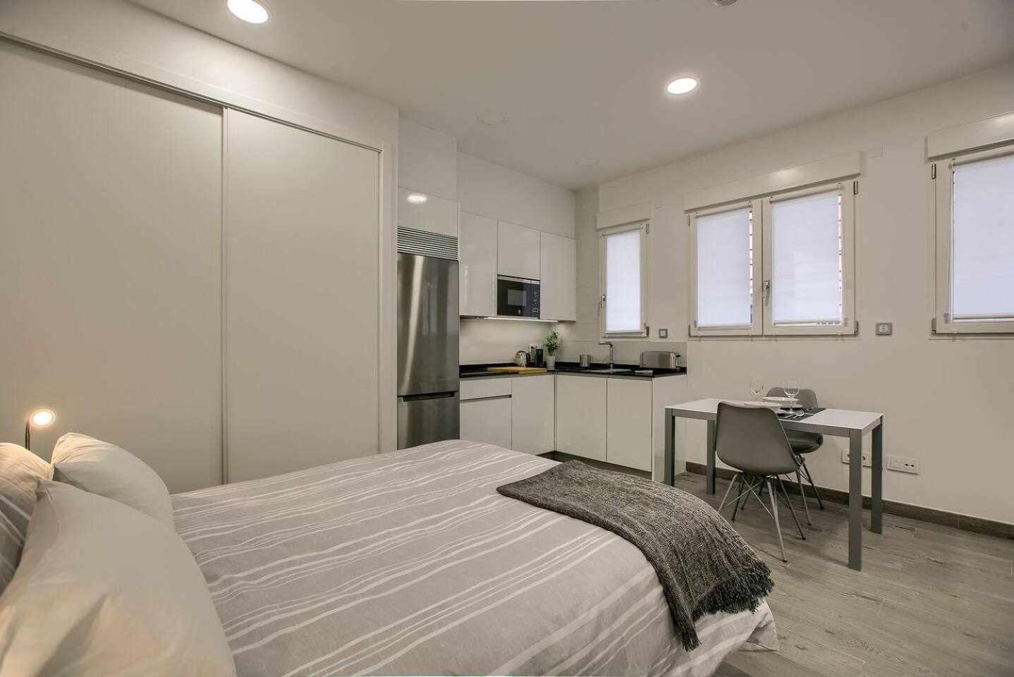 Apartment - Photo 3