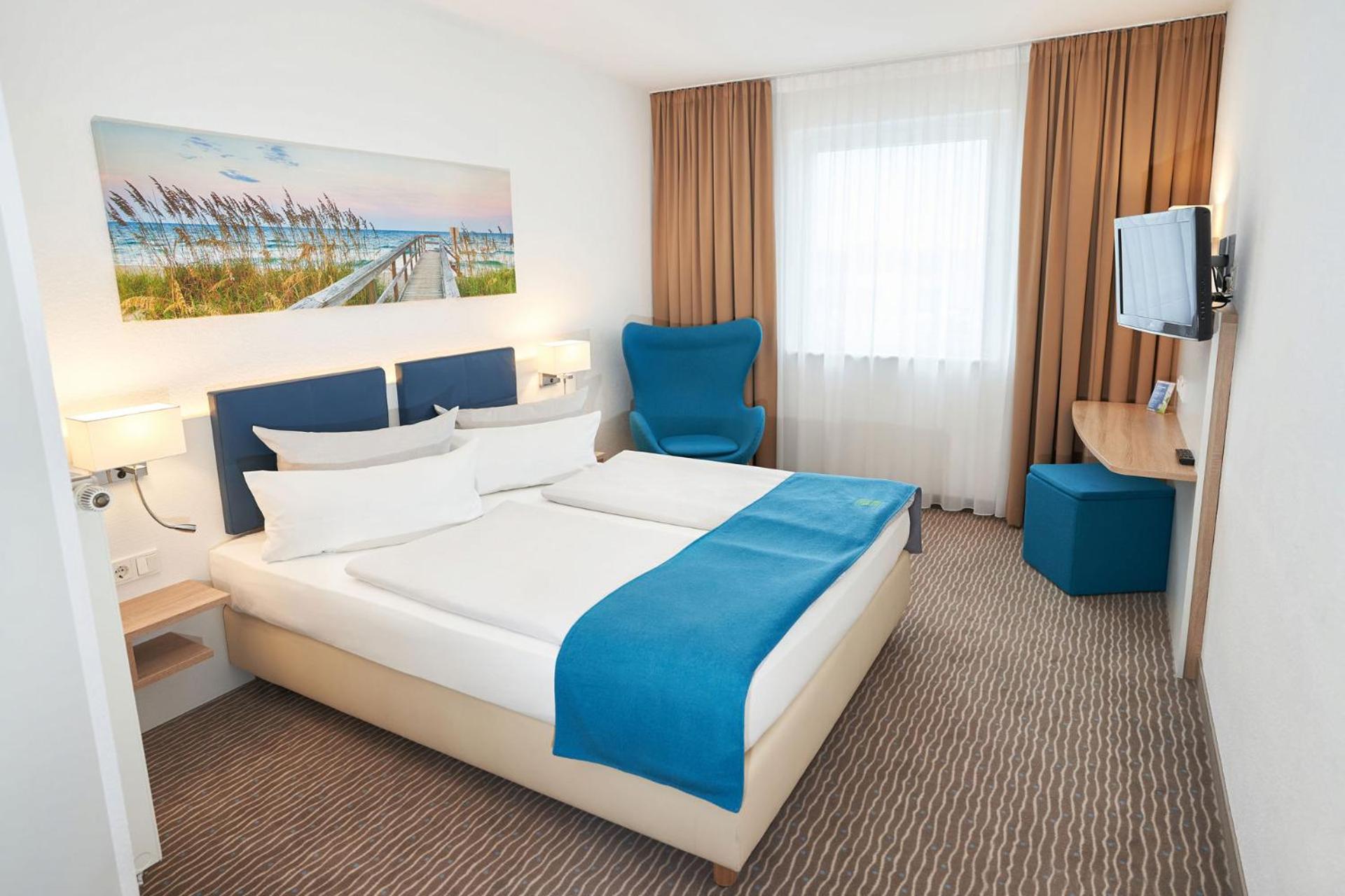 Family Special (2 Adults + 2 Children) (2 x Double Room) (without Connection door)