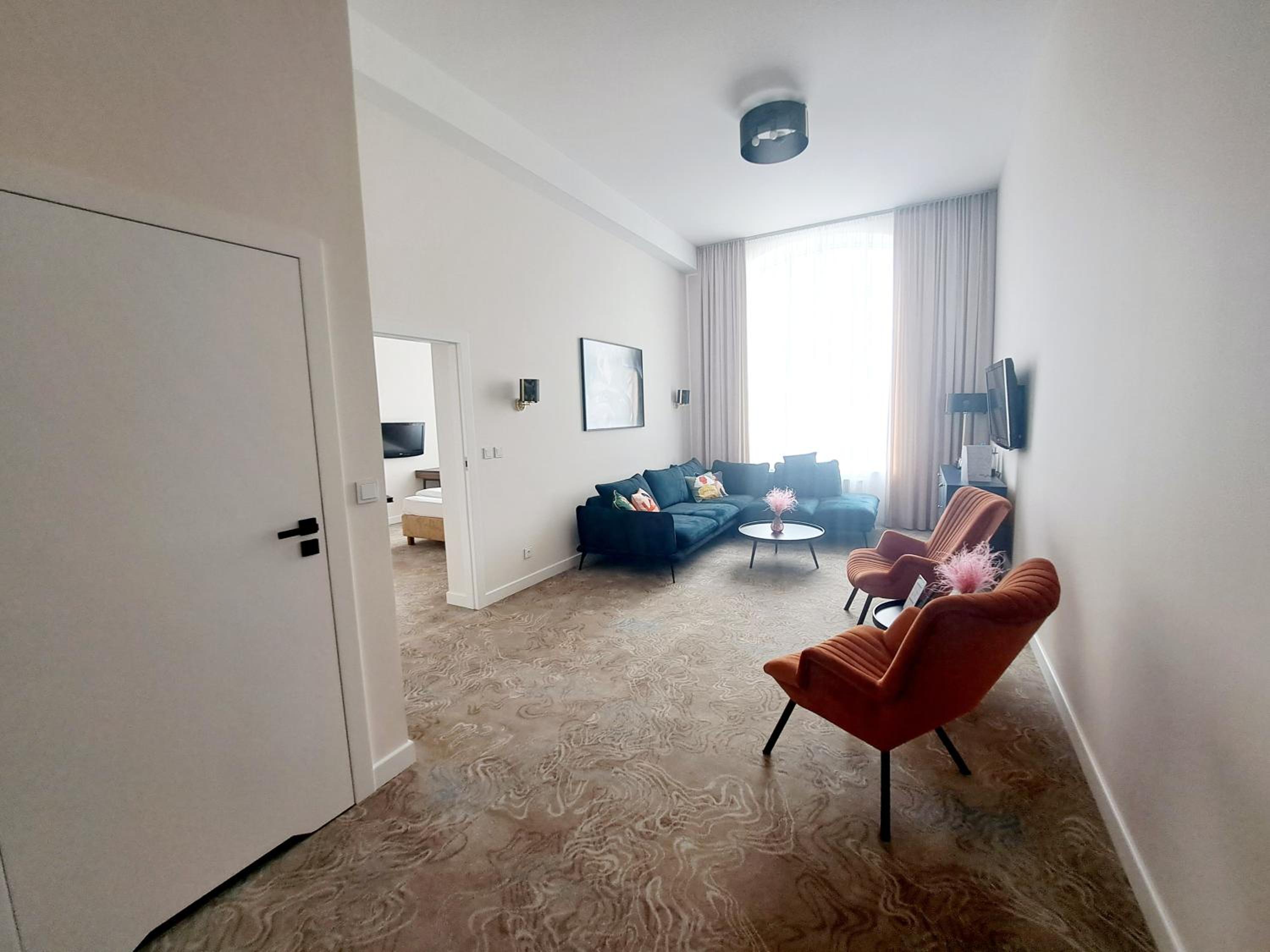 Apartment - Photo 3