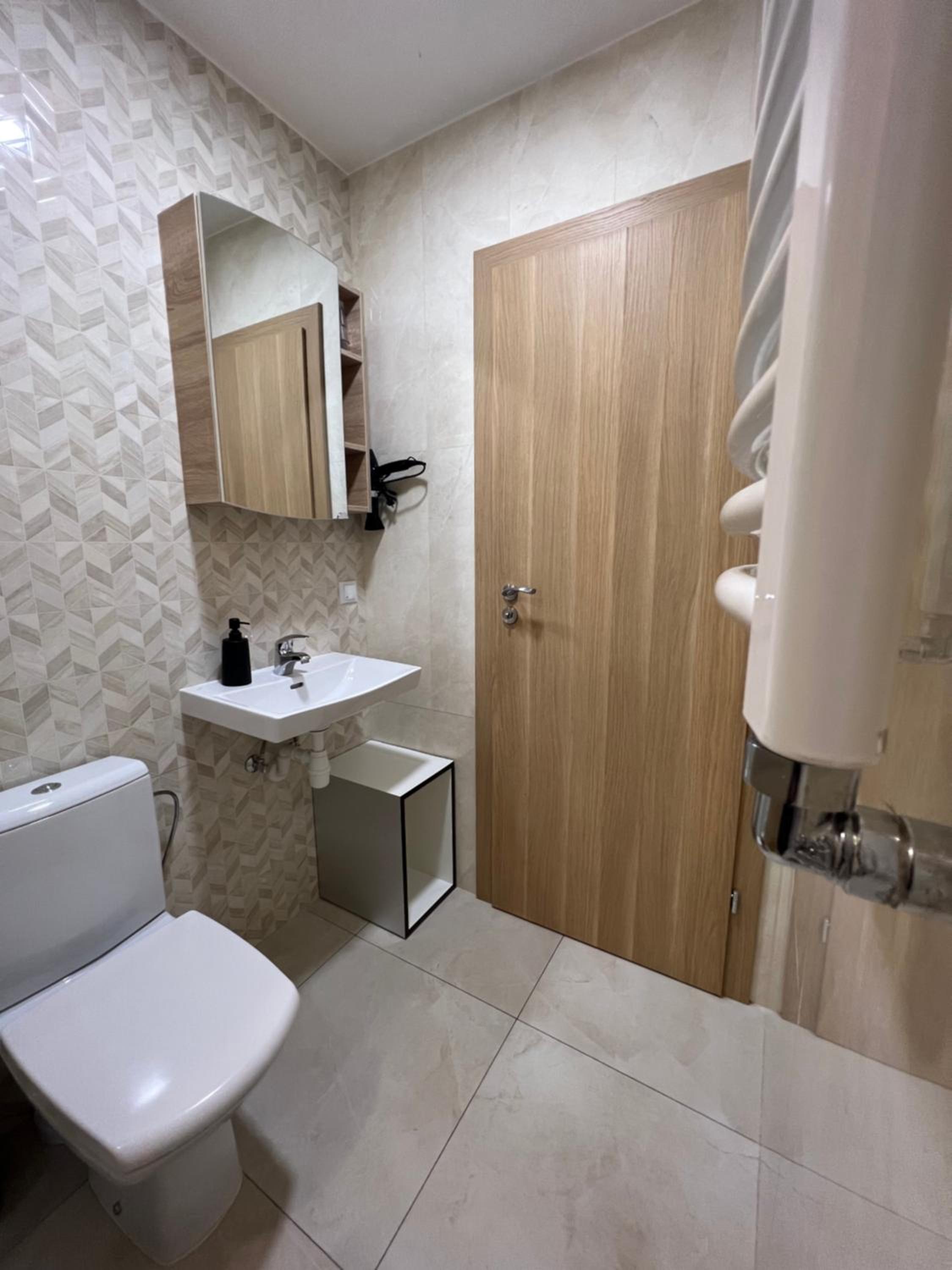 Double Room with Shared Bathroom photo 3