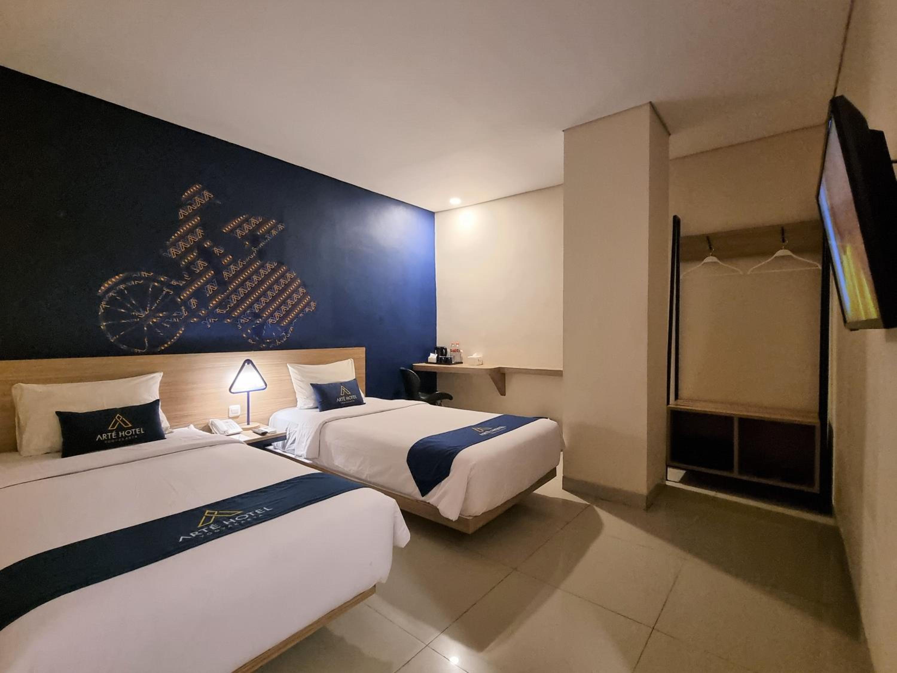 Standard Twin Room - No Window - Photo 1