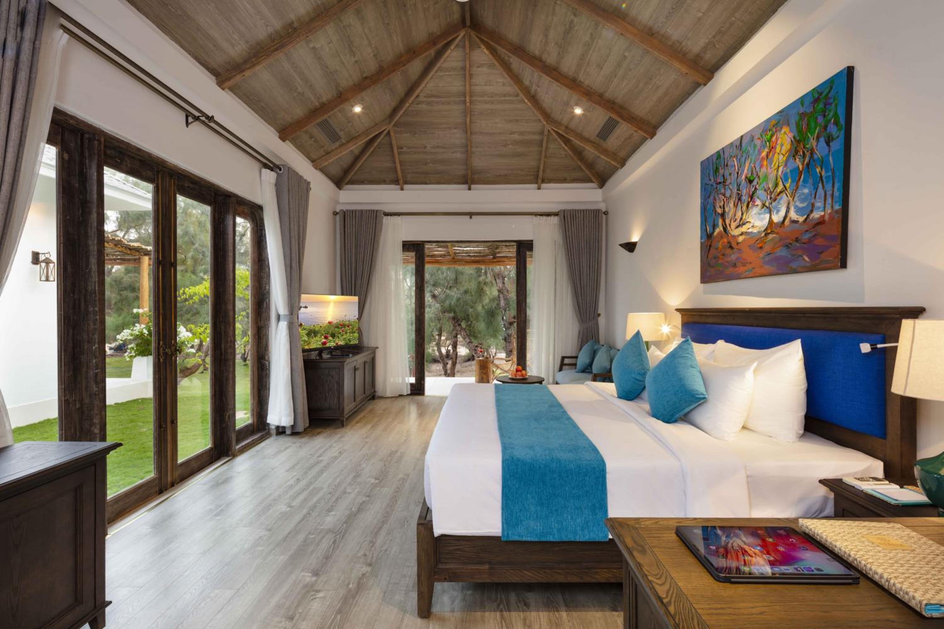 Two-Bedroom Villa with Garden View - Photo 1