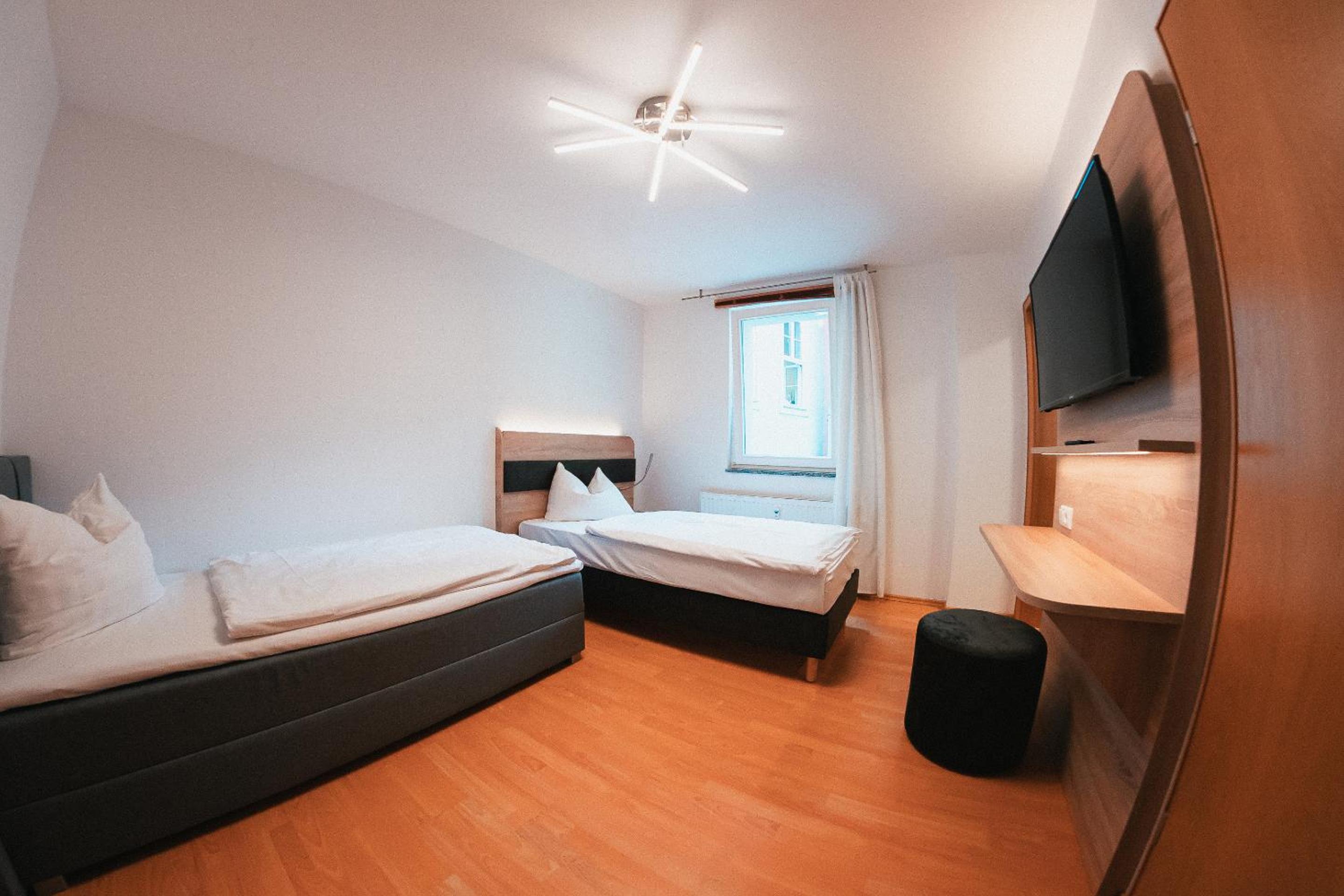 Deluxe Twin Room - Photo 1