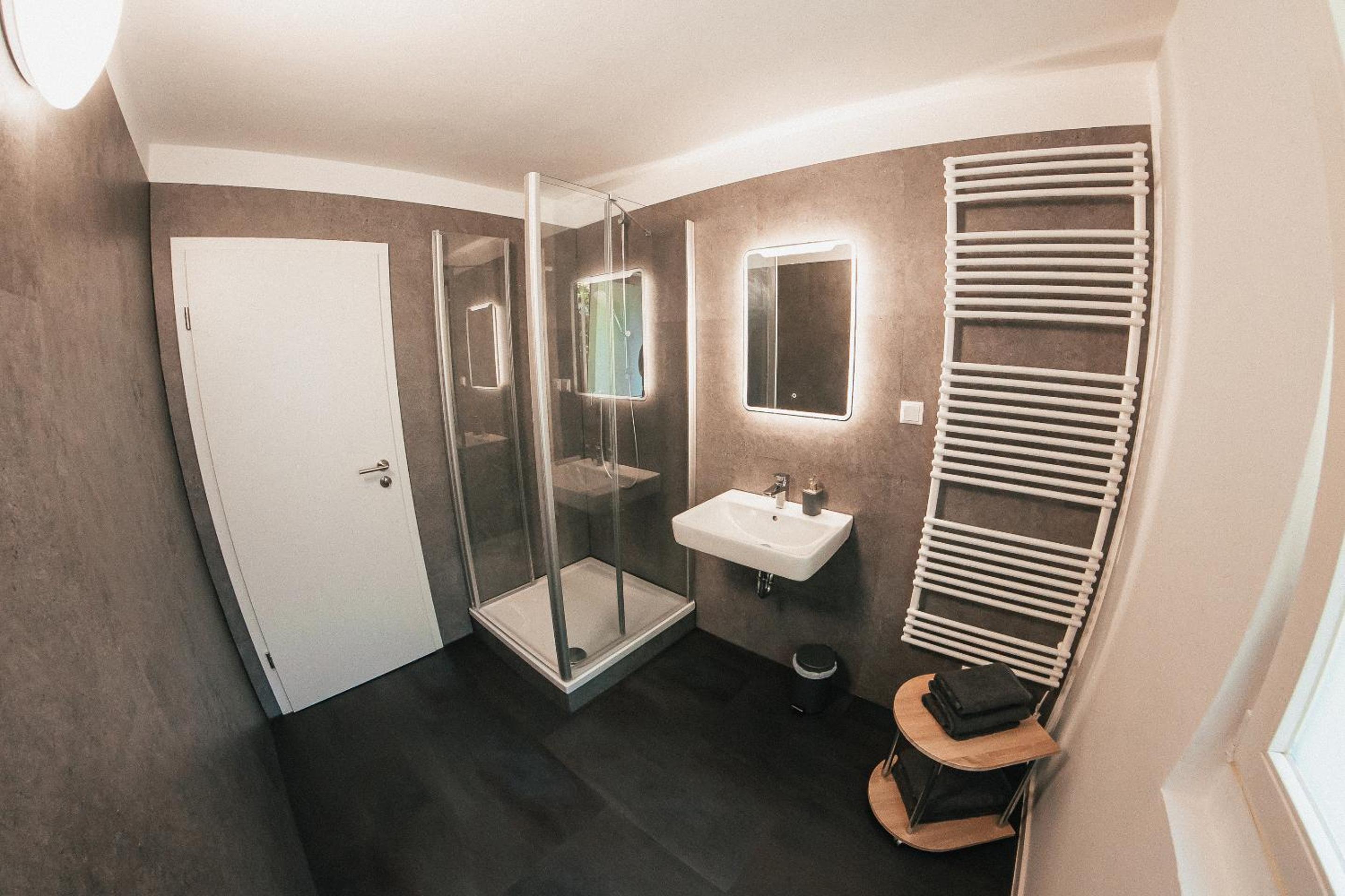 Deluxe Triple Room - Photo 6