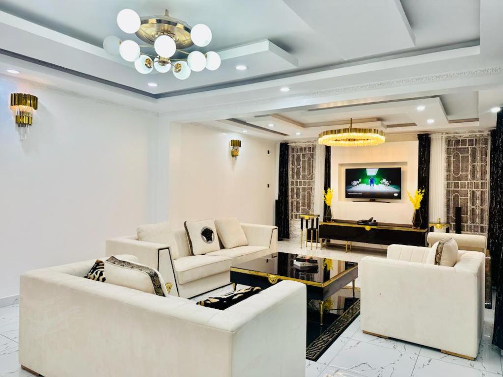 One-Bedroom House photo 2